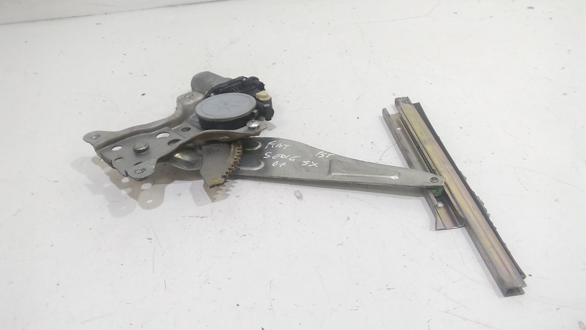 Alzacristallo Porta Post. Sinistro 71750982 Usato