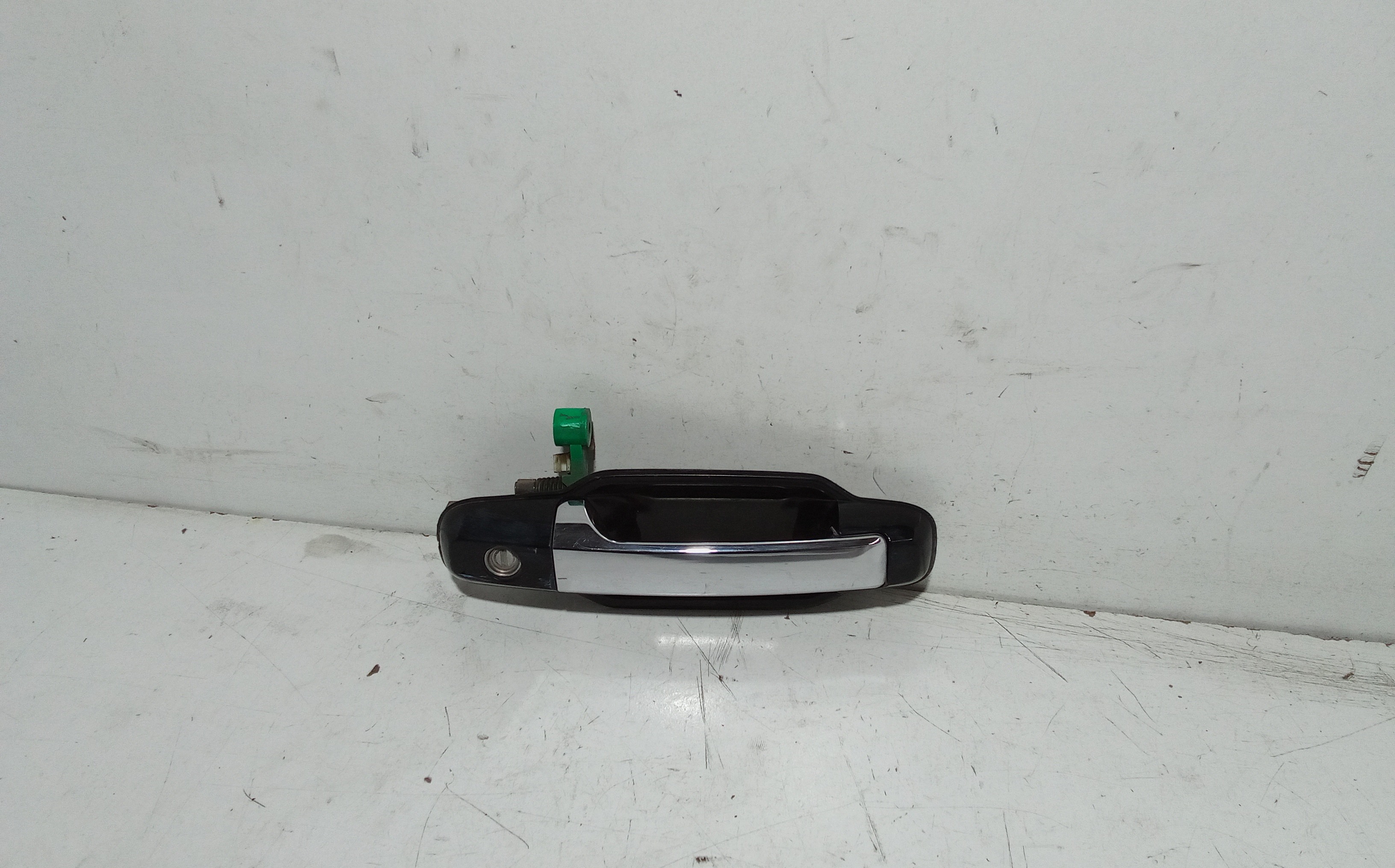 Maniglia Porta Ant. Destro 826603E030 Usato