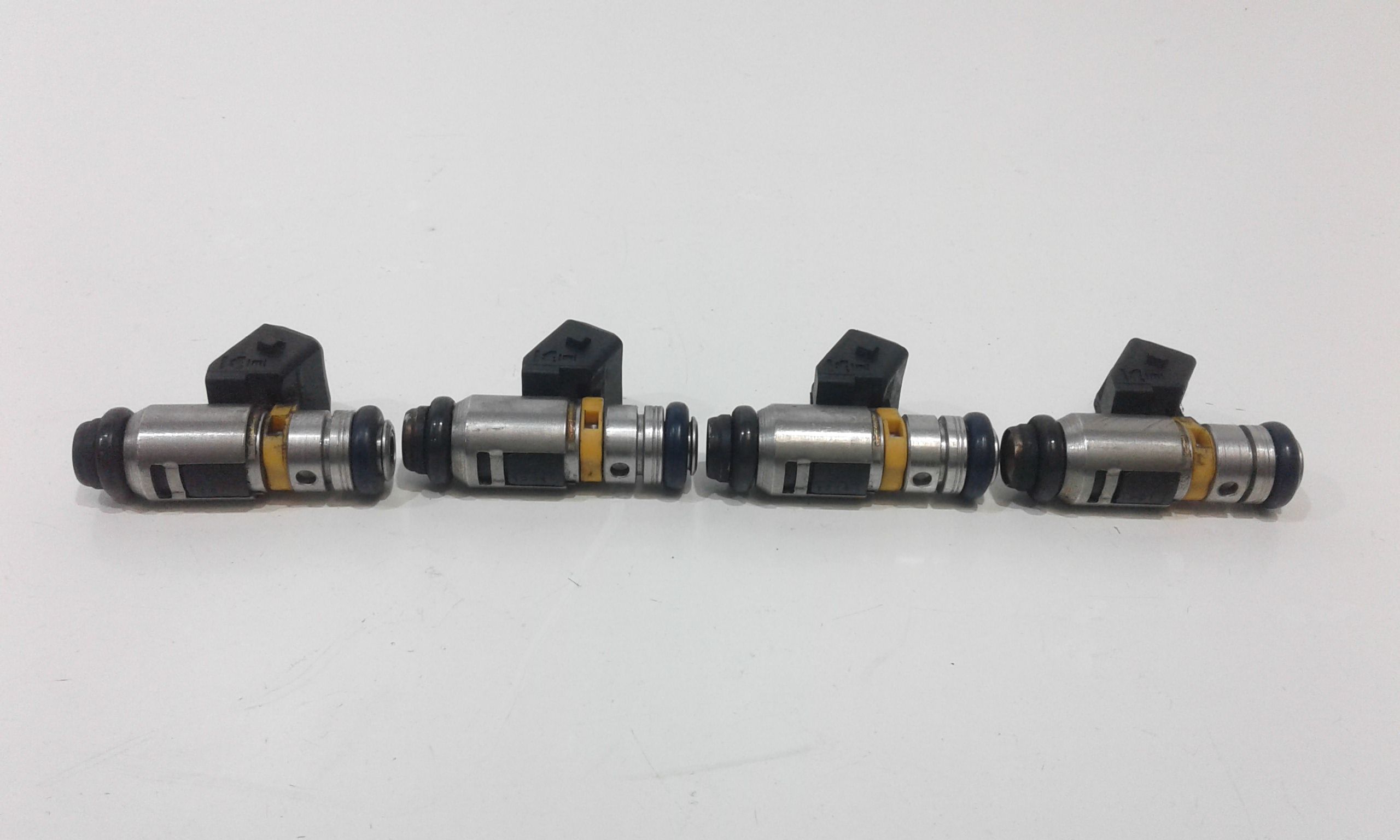 Iniettore 55223281 Usato