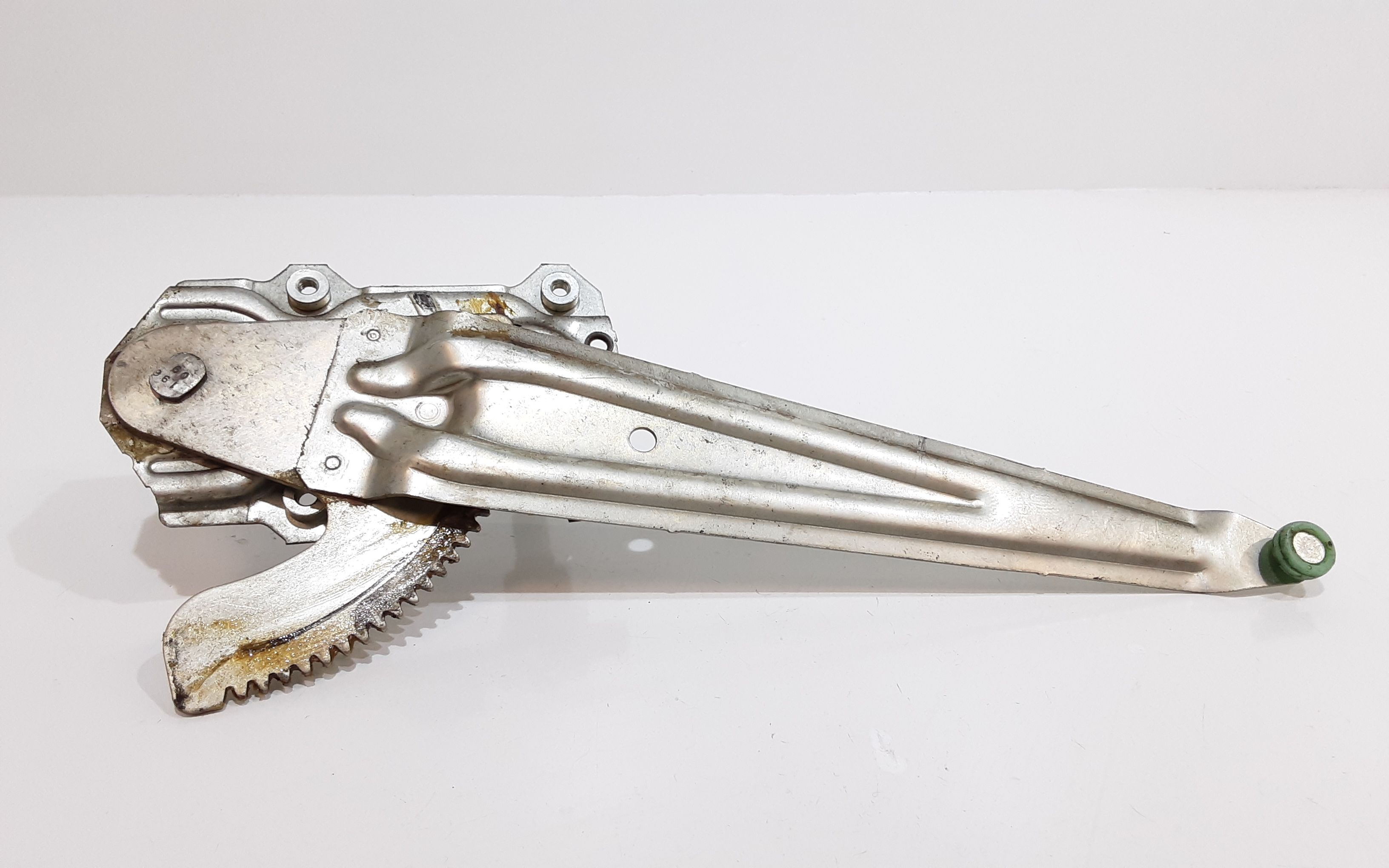 Alzacristallo Porta Post. Sinistro 8354051K00000 Usato