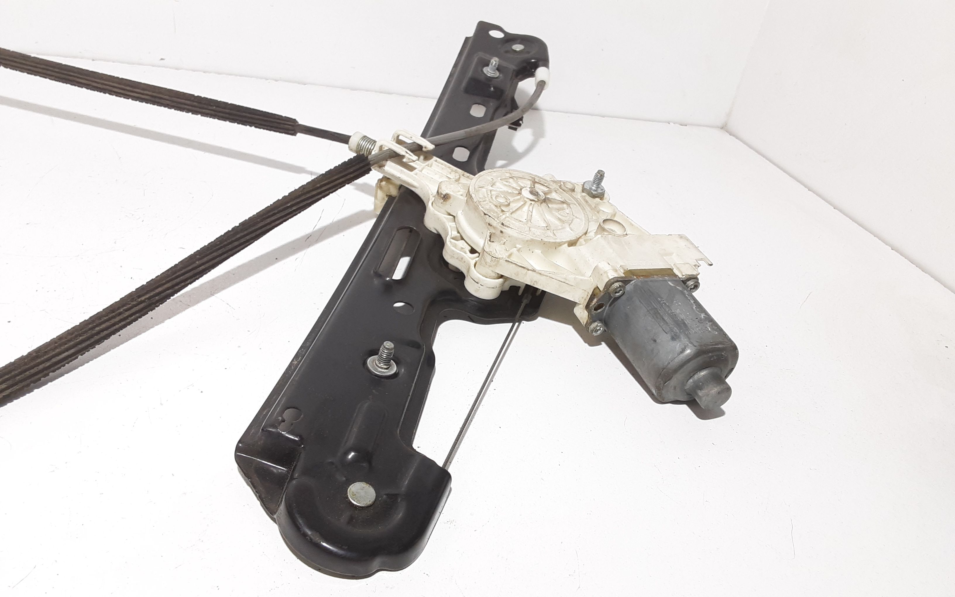 Alzacristallo Porta Ant. Sinistro 51337138465 Usato