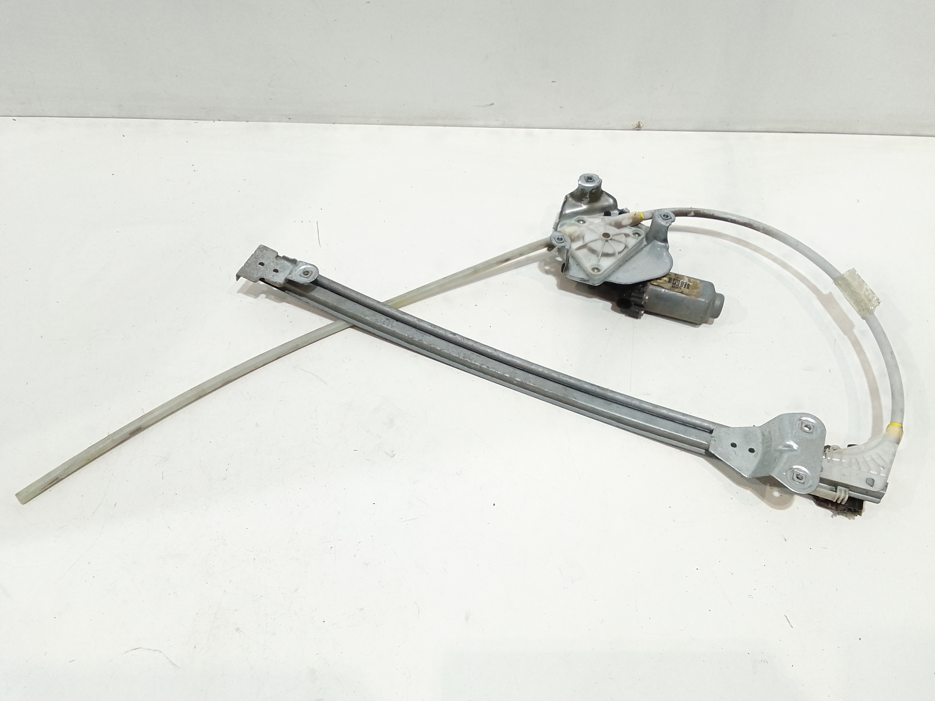 Alzacristallo Porta Ant. Destro Usato