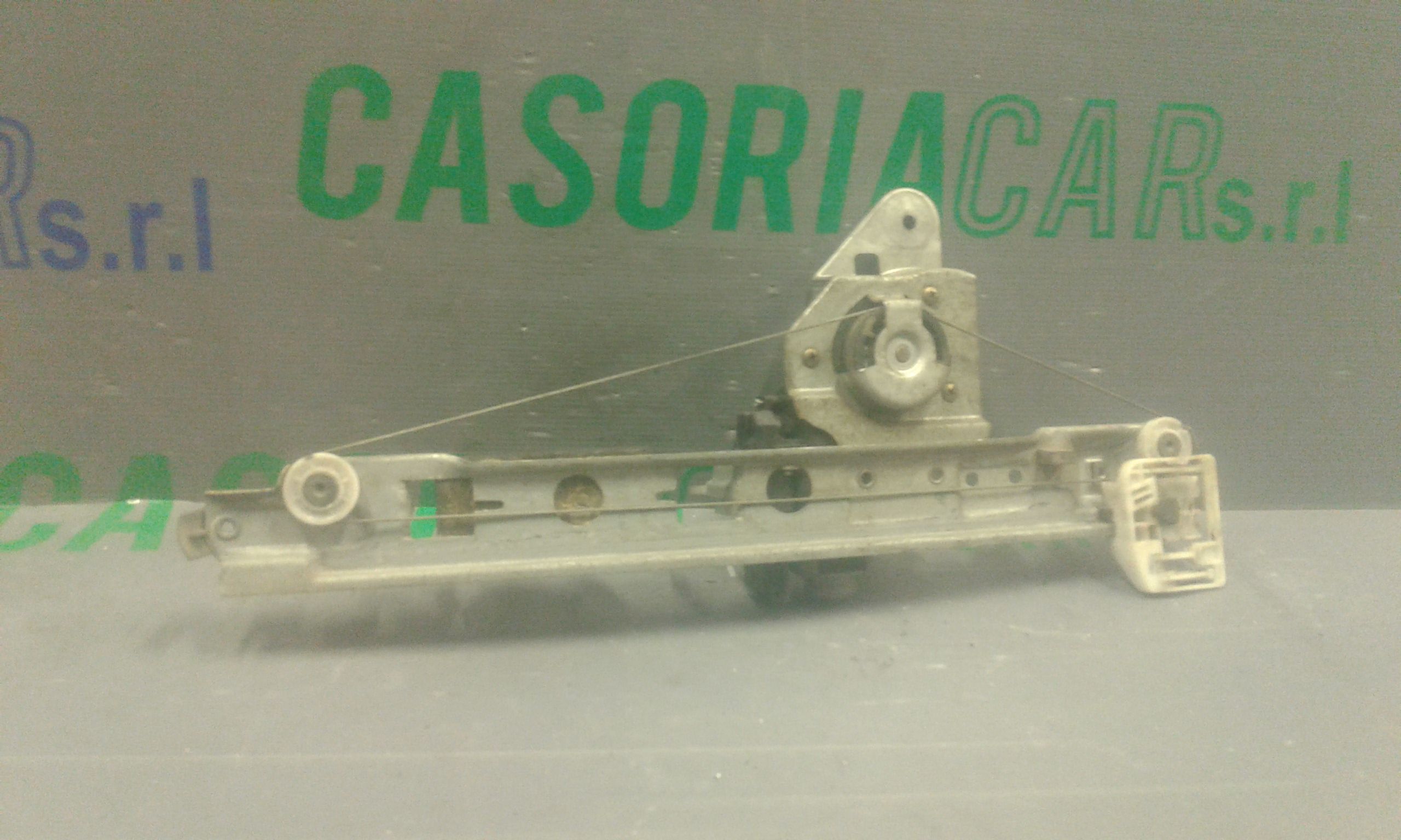 Alzacristallo Porta Post. Sinistro 8200028074 Usato