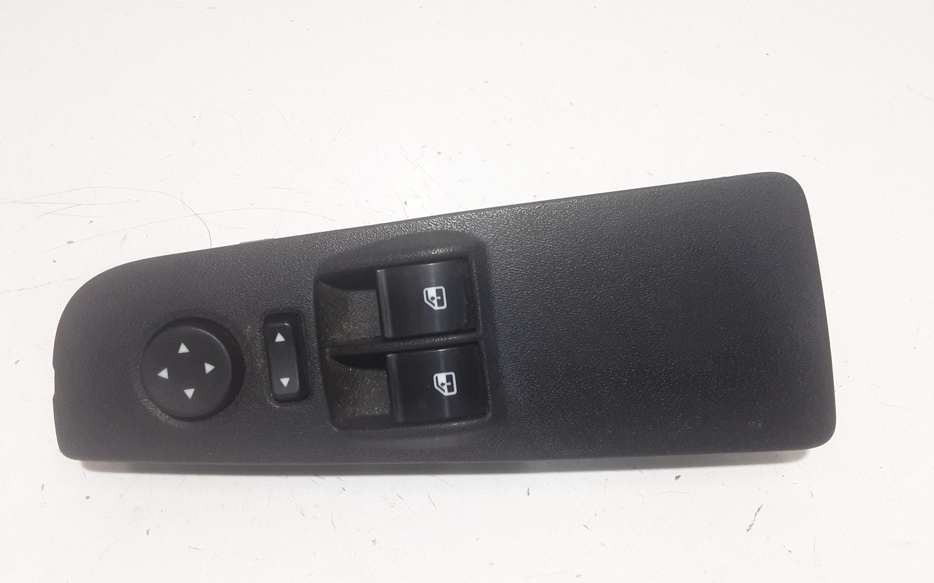 Interruttore Alzacristalli Porta Ant. Sinistro Usato