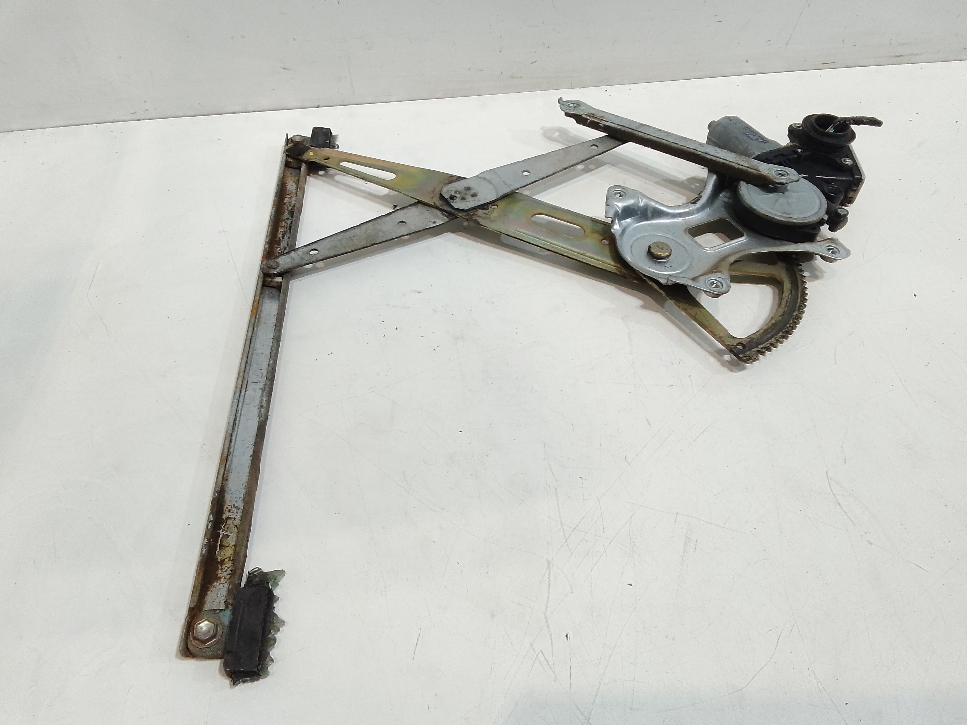 Alzacristallo Porta Ant. Sinistro 6982052270 Usato