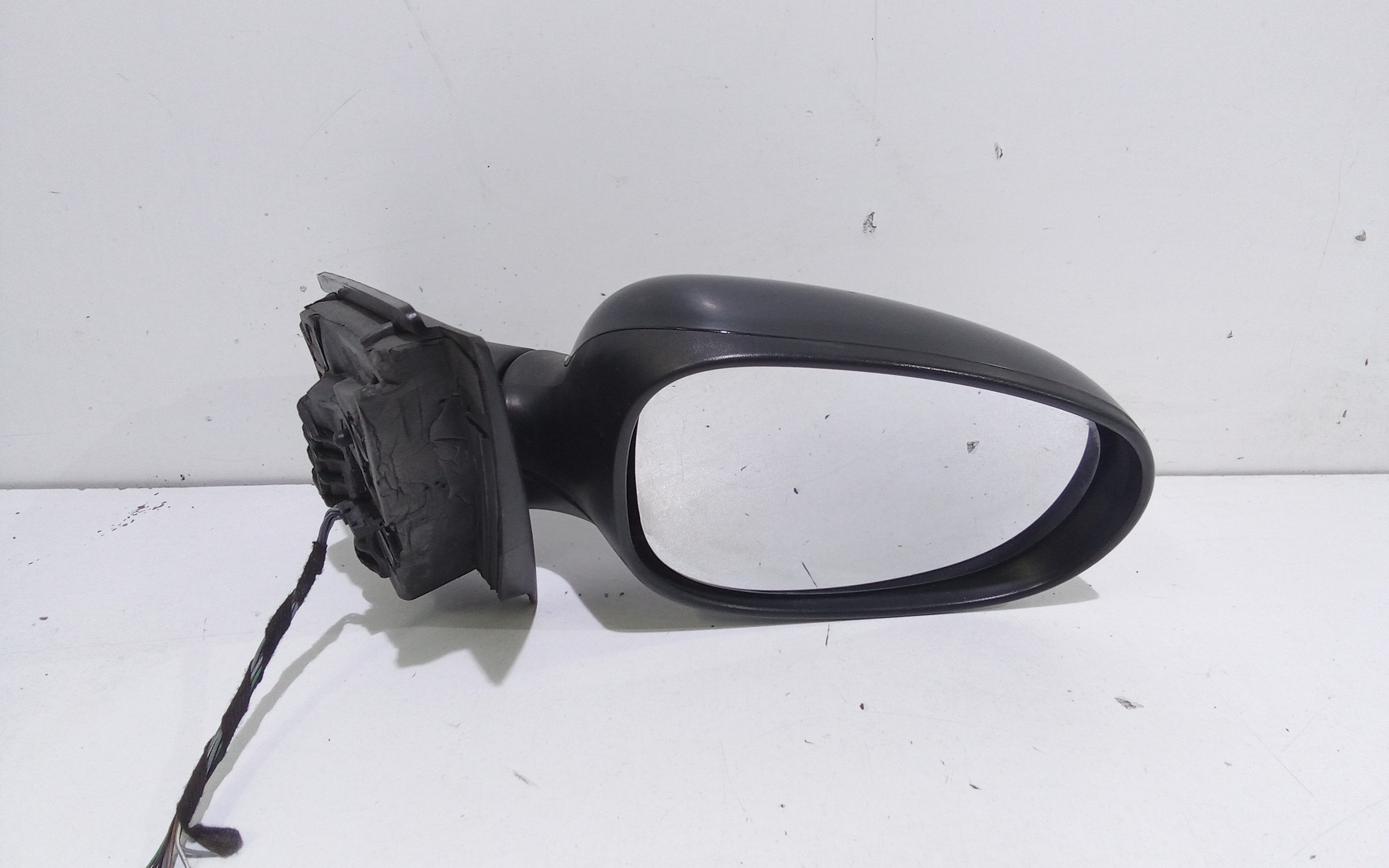 Retrovisore Est. Destro 735664920 Usato