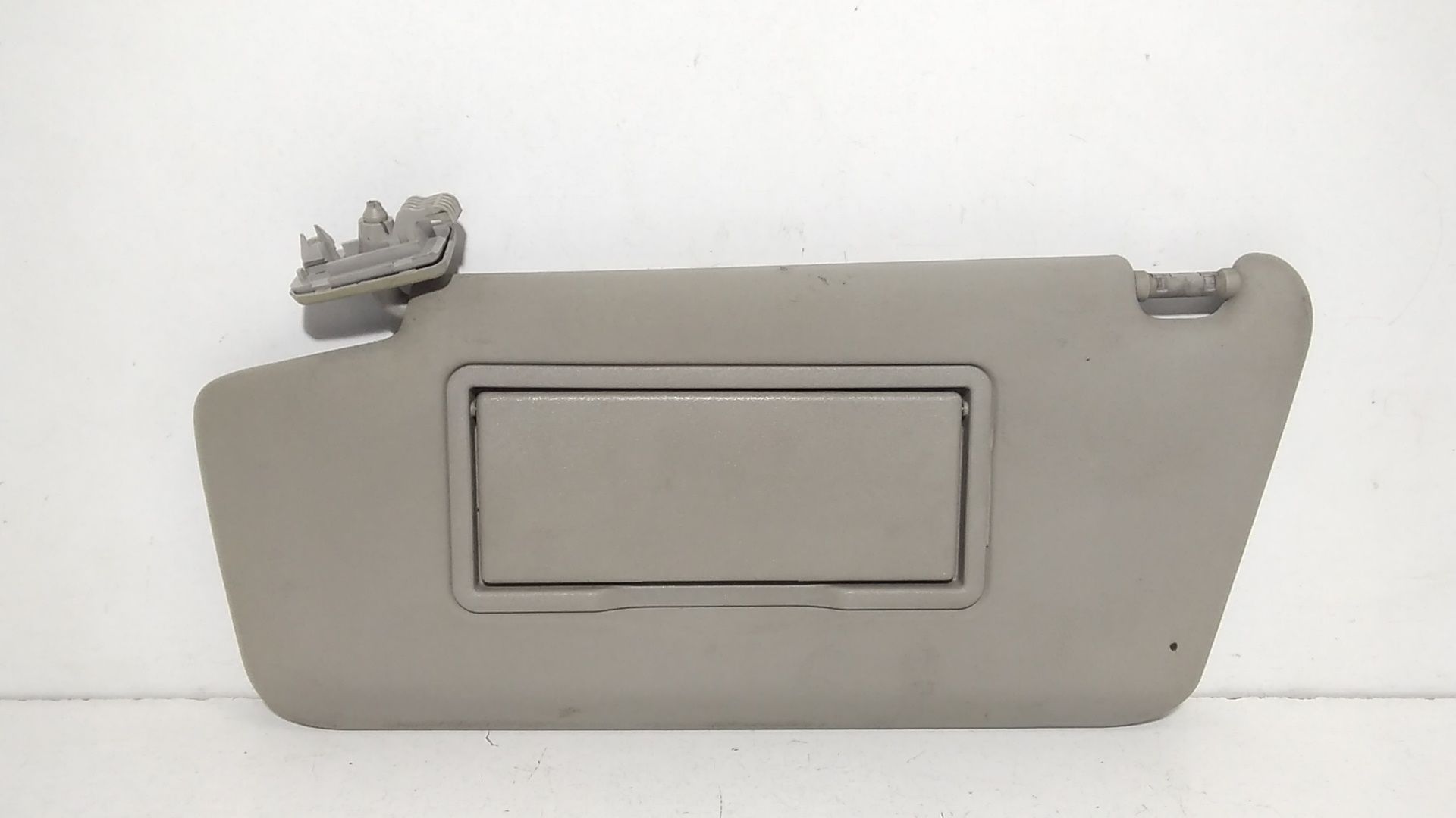 Aletta Parasole Parabrezza Sinistro A20481063109E86 Usato