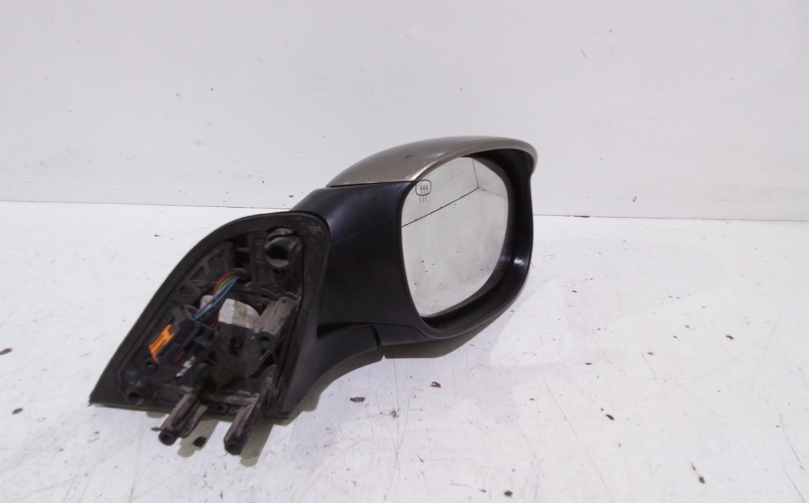 Retrovisore Est. Destro 8149FH Usato