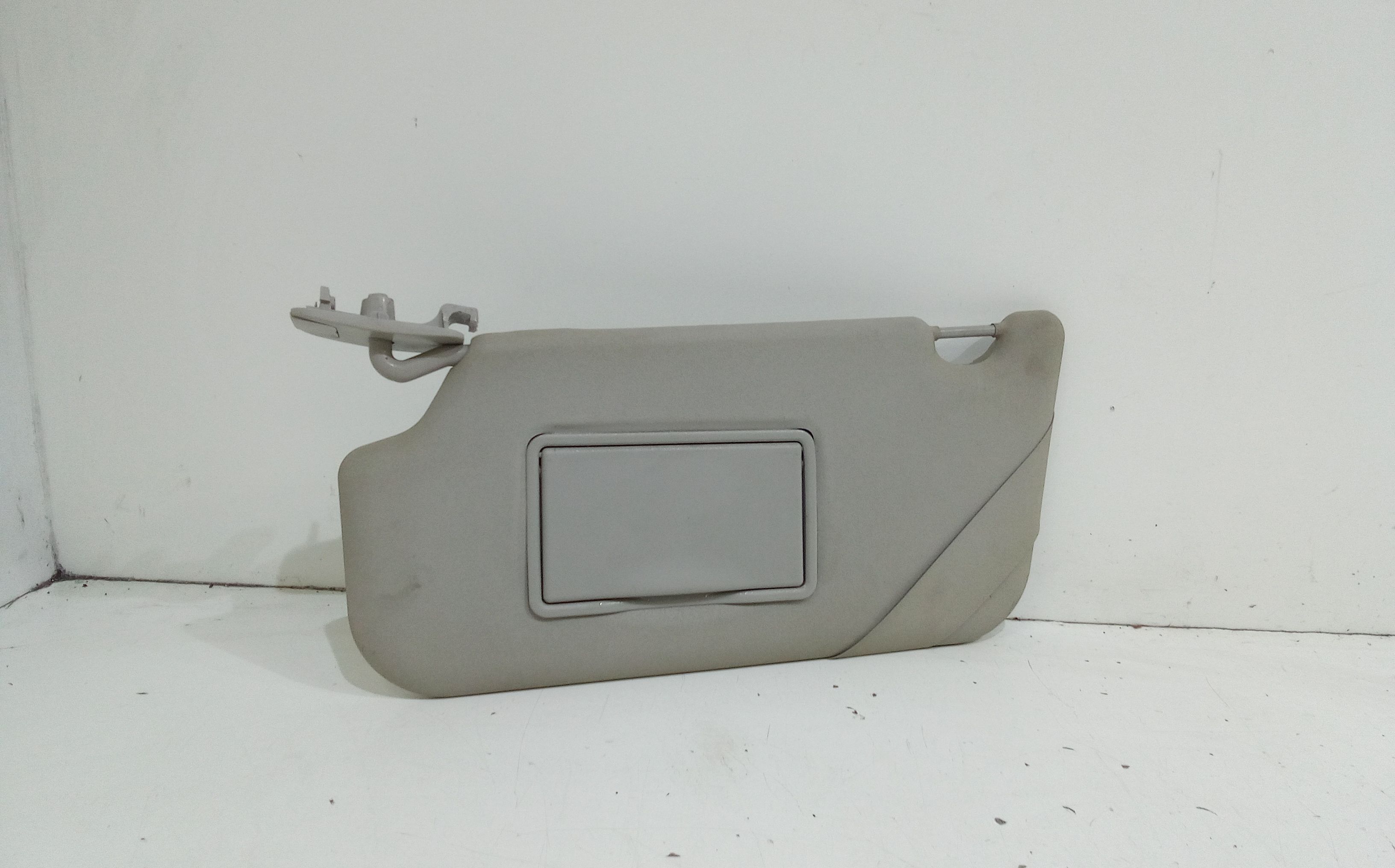 Aletta Parasole Parabrezza Destro 1702309 Usato