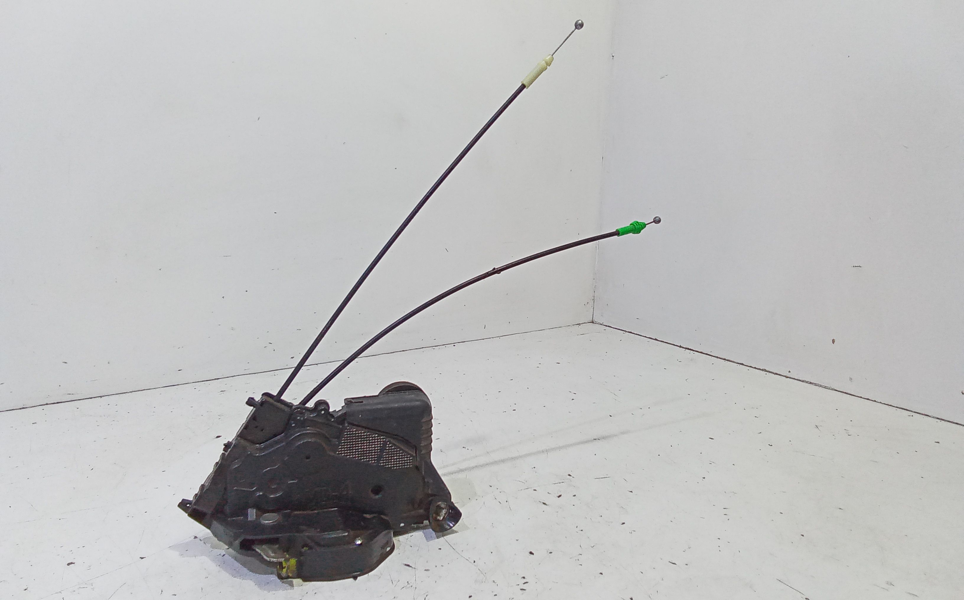 Serratura Porta Ant. Sinistro 6904052340 Usato