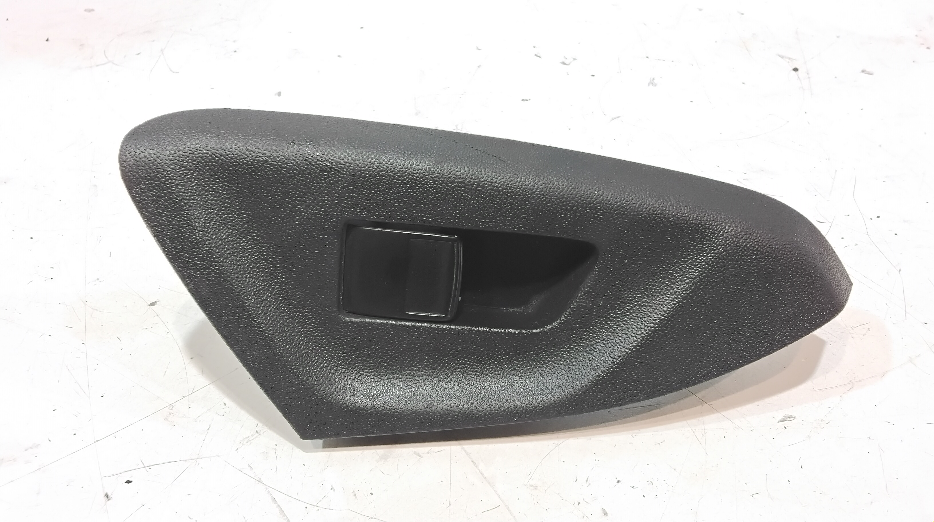 Interruttore Alzacristalli Porta Ant. Destro Usato