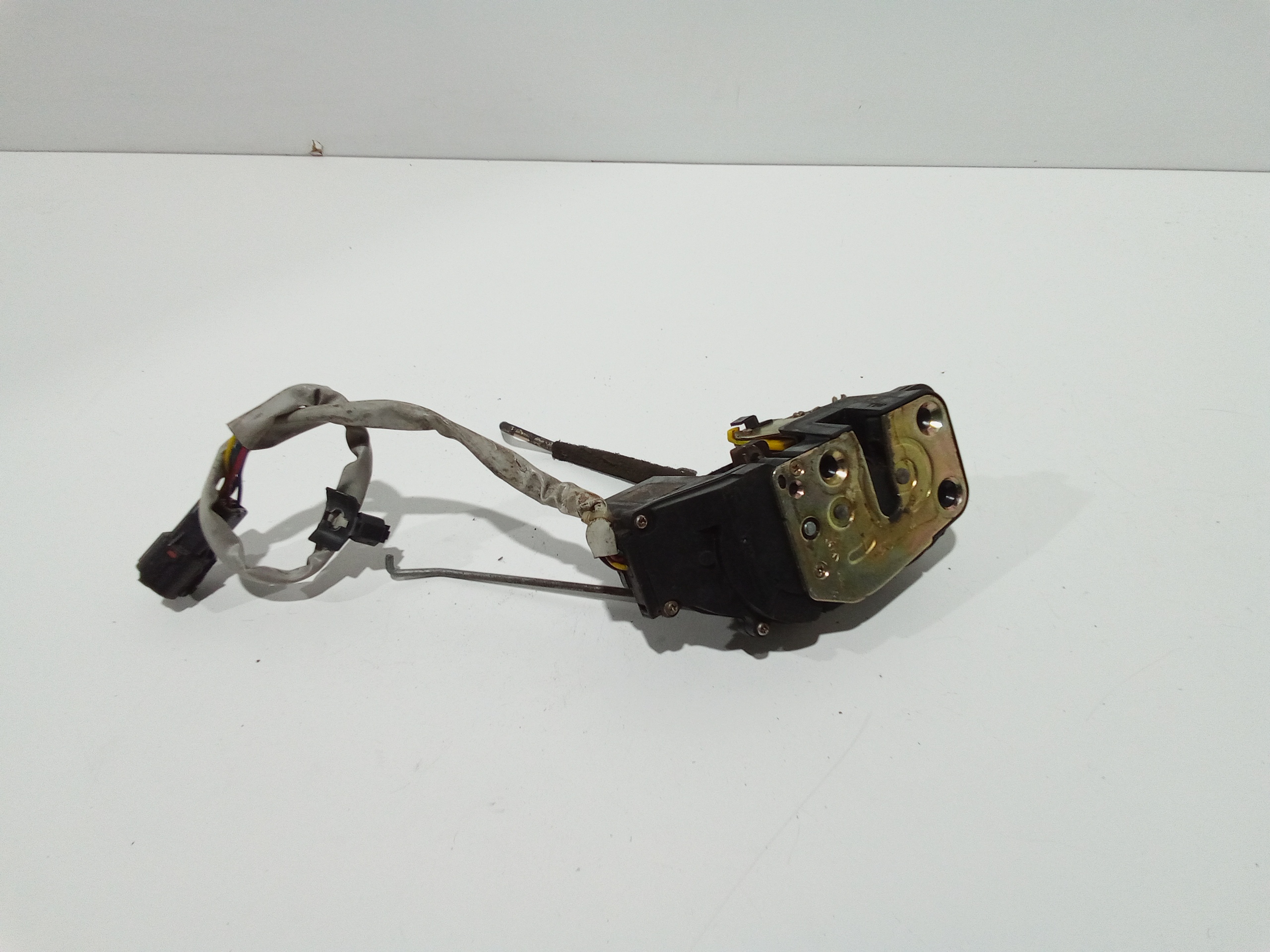 Serratura Porta Ant. Destro 0K2FA58310 Usato