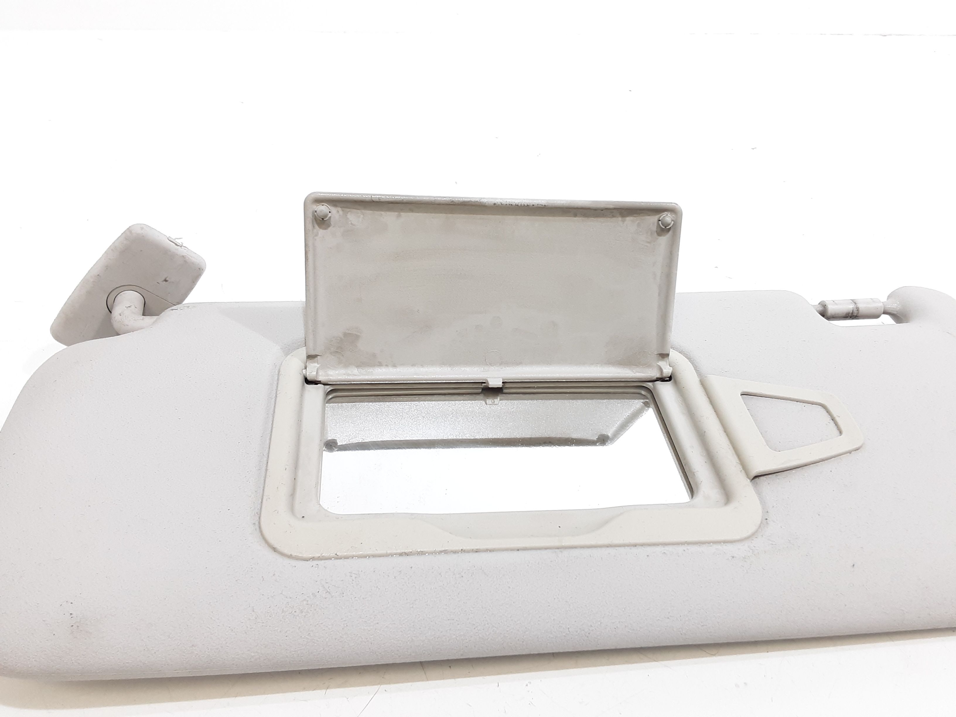 Aletta Parasole Parabrezza Sinistro A16981001107H48 Usato