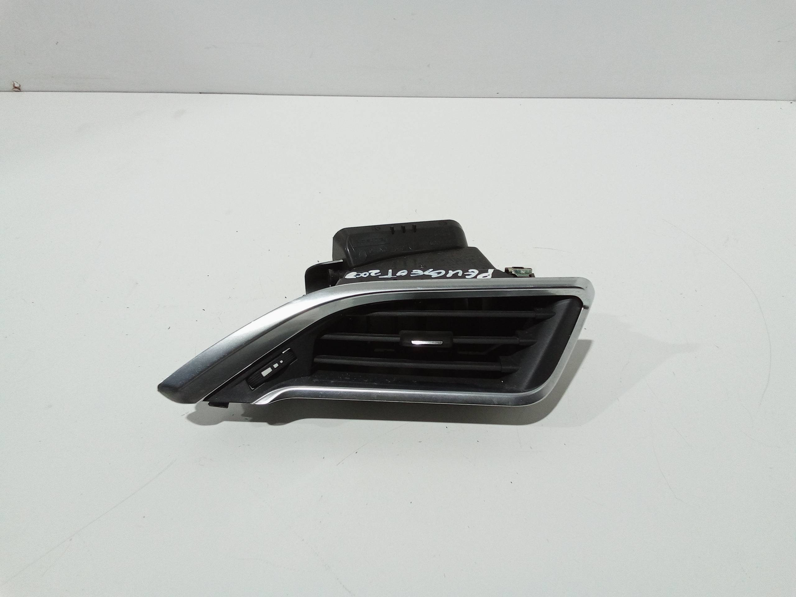 Condotto Aria Bocchette Lat. Cruscotto Destro 9672848980 Usato