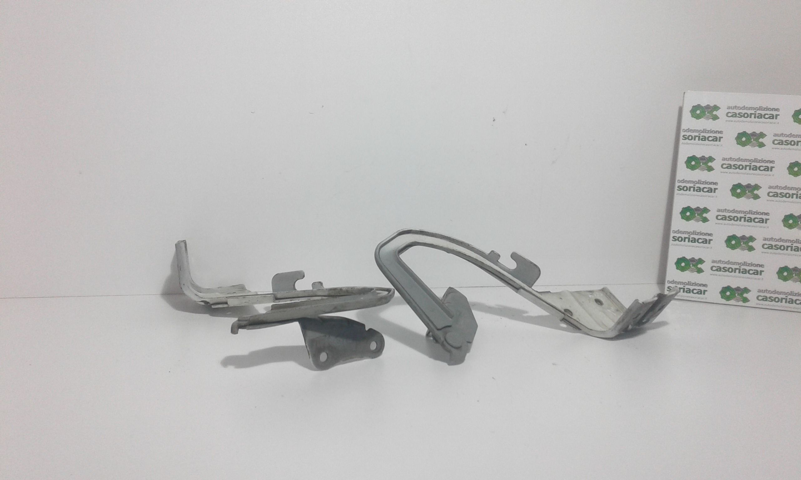Cerniera Cofano Ant. Sinistro Usato