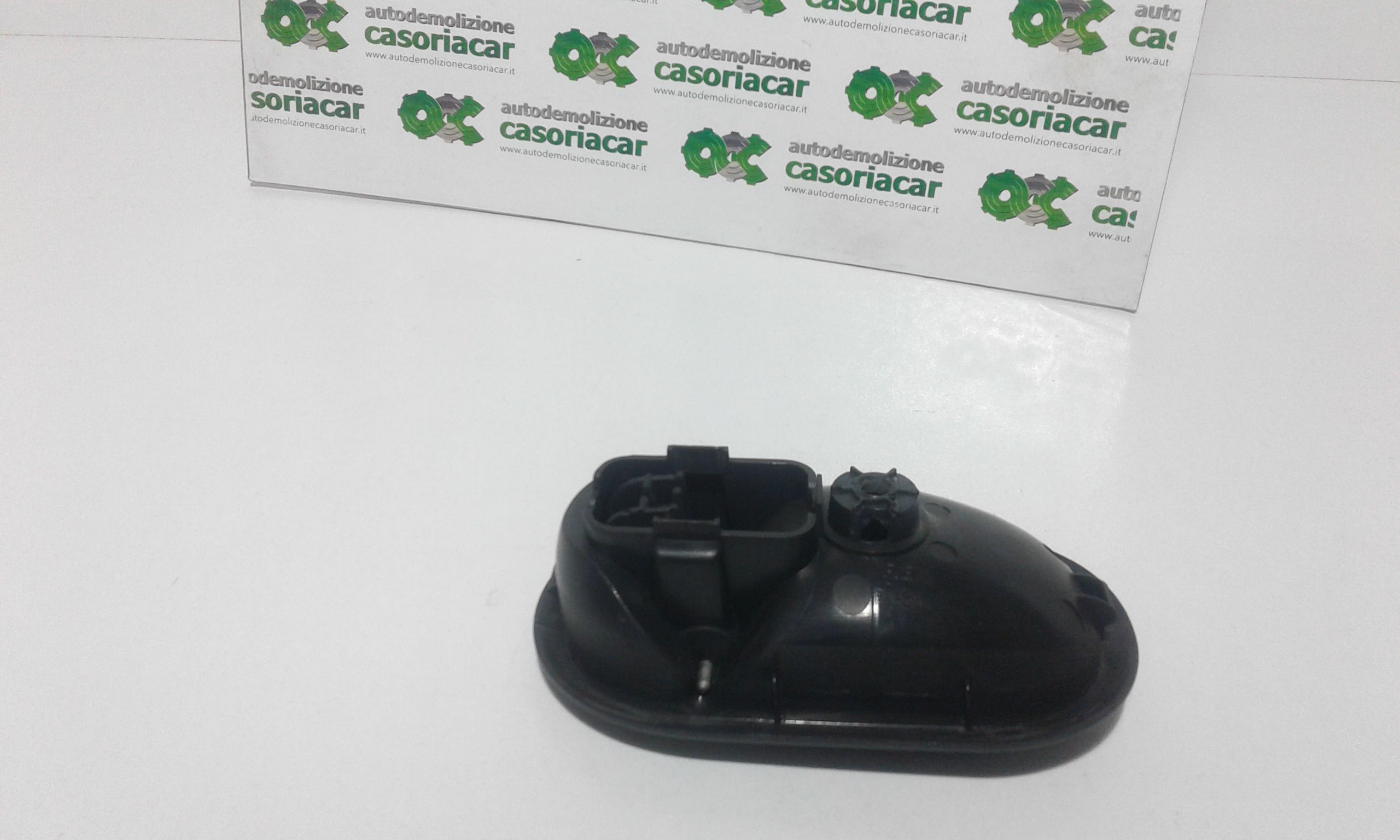 Maniglia Int. Apertura Porta Post. Destro 8200310580 Usato