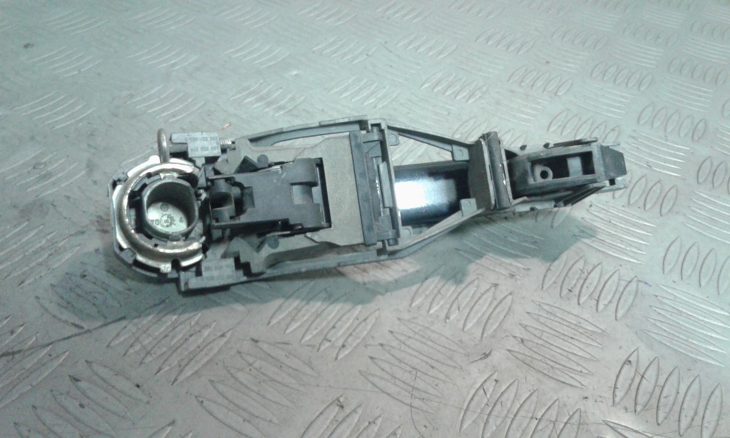 Maniglia Porta Post. Sinistro 3B0837207F3FZ Usato