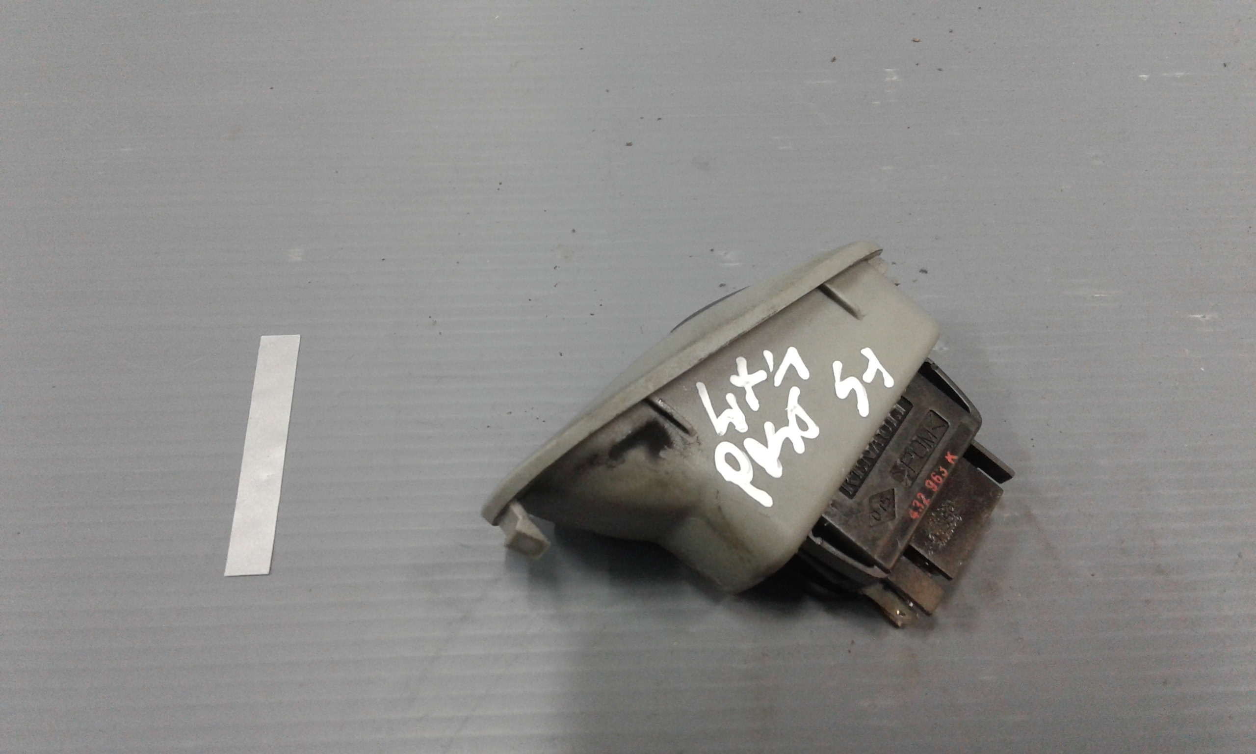 Interruttore Alzacristalli Porta Post. Sinistro Usato