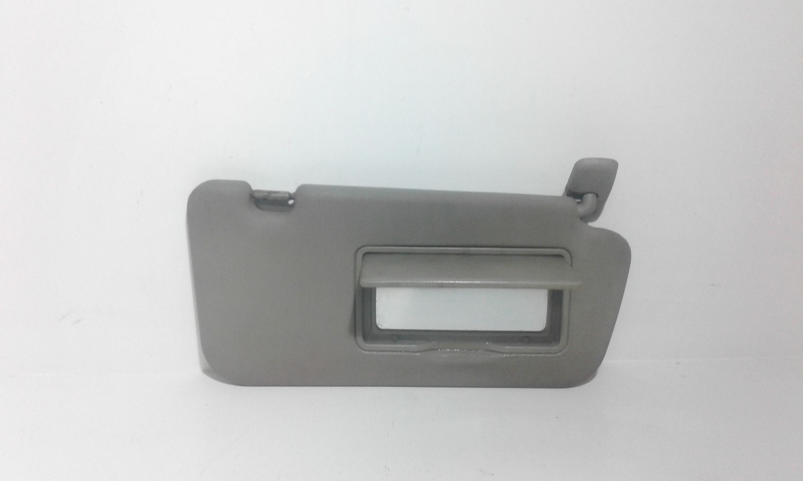 Aletta Parasole Parabrezza Destro 852022F050IM Usato