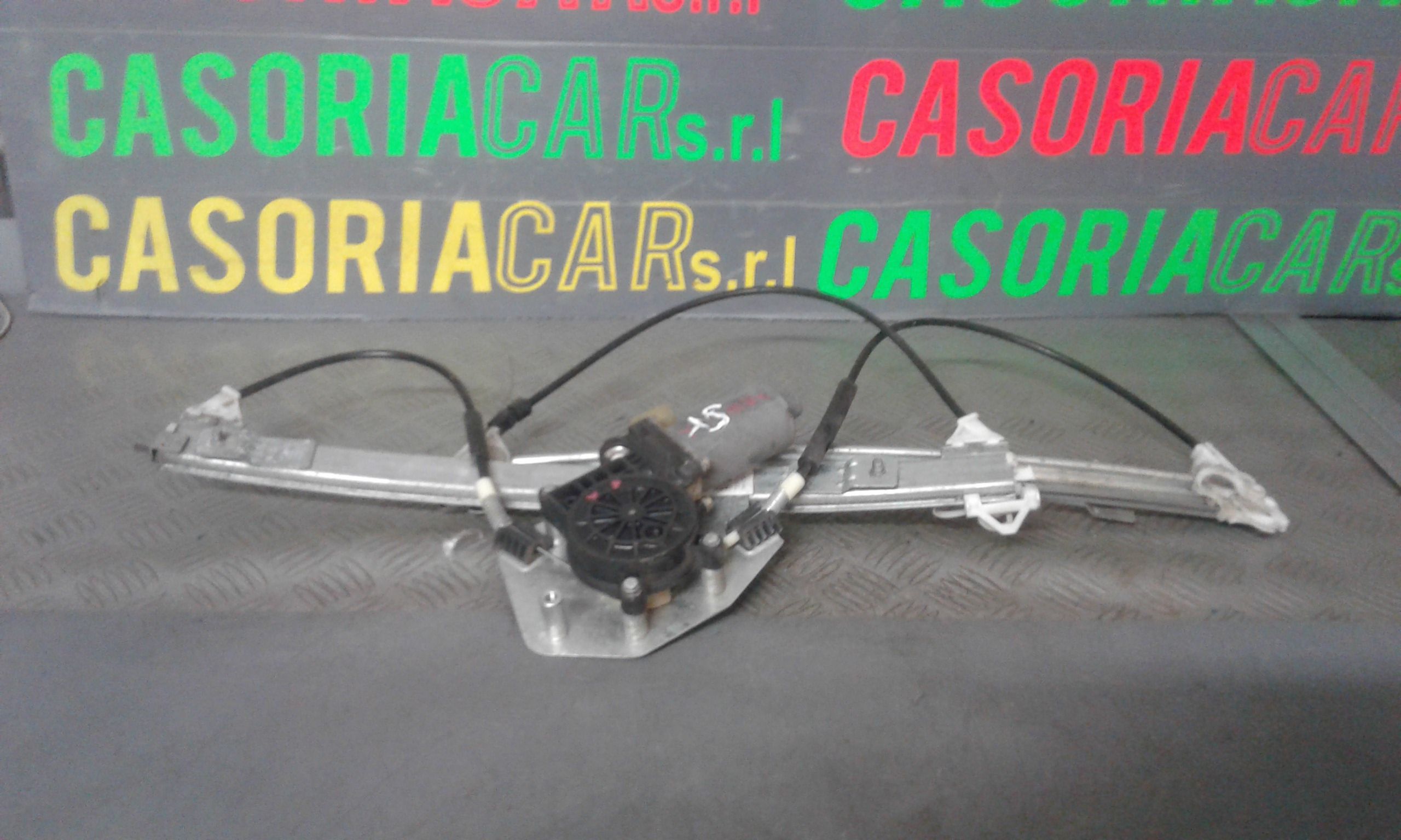 Alzacristallo Porta Ant. Sinistro Usato