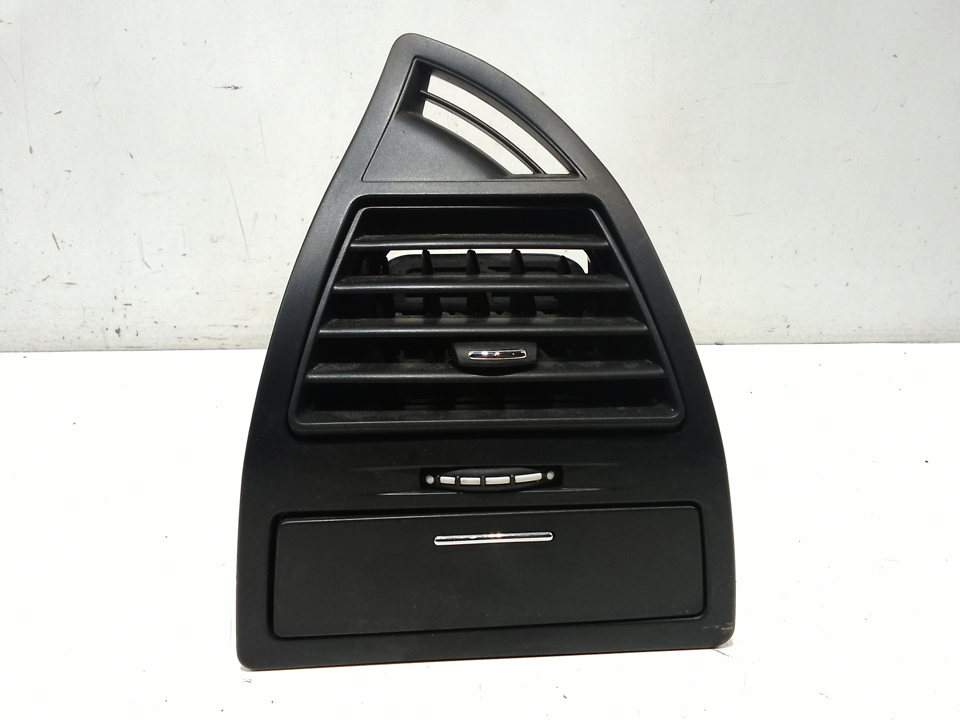 Condotto Aria Bocchette Lat. Cruscotto Sinistro Usato