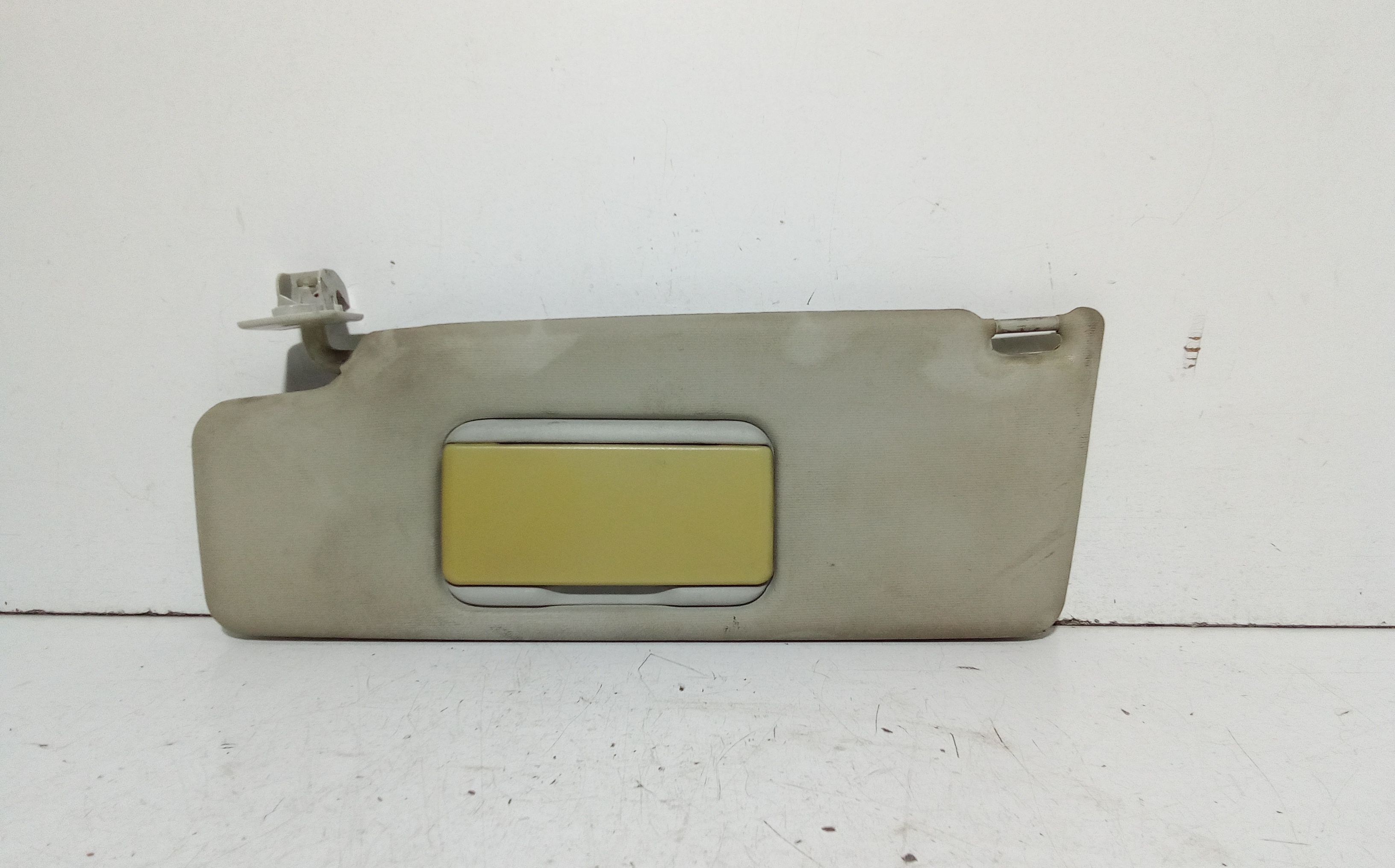 Aletta Parasole Parabrezza Sinistro Usato