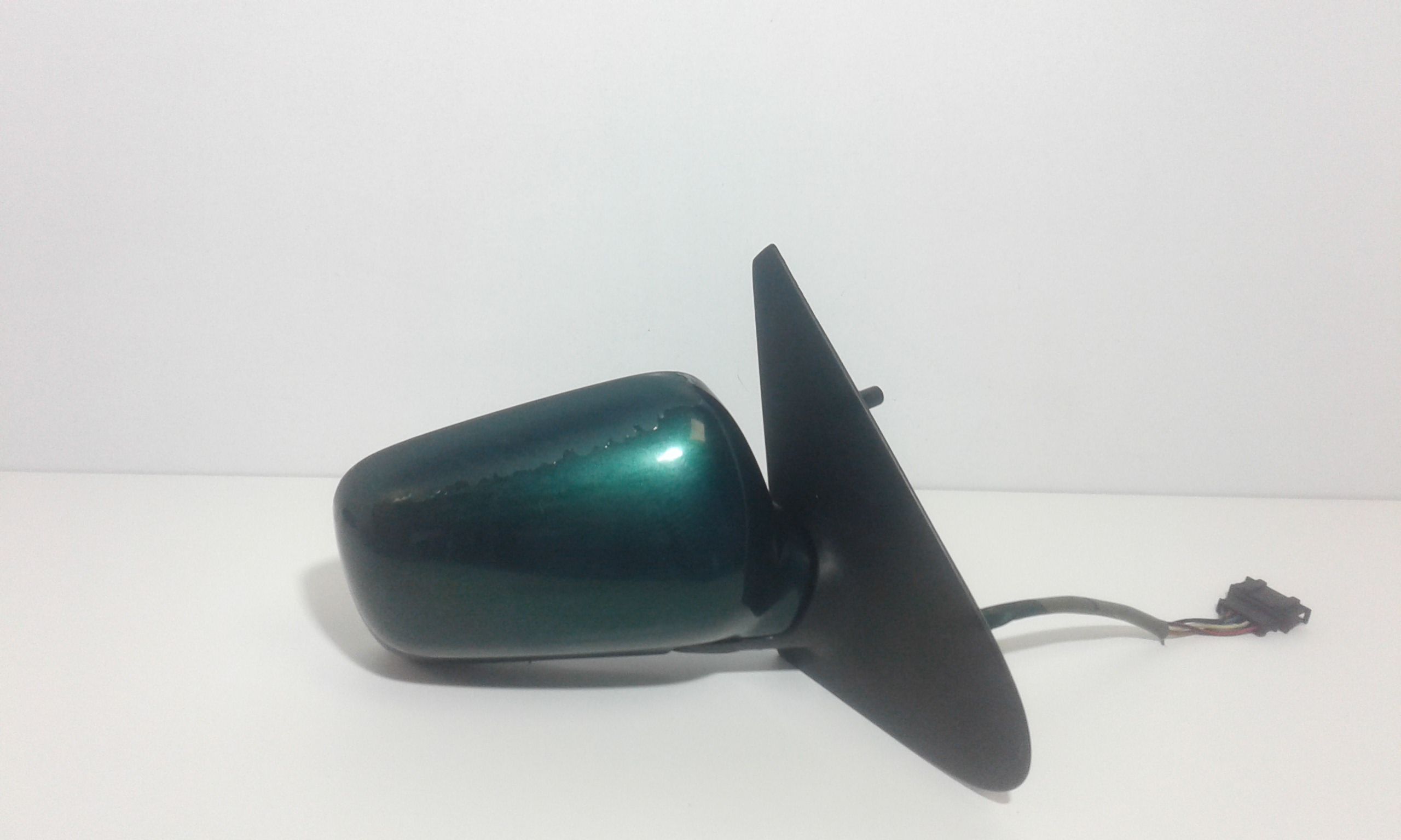 Retrovisore Est. Destro Usato