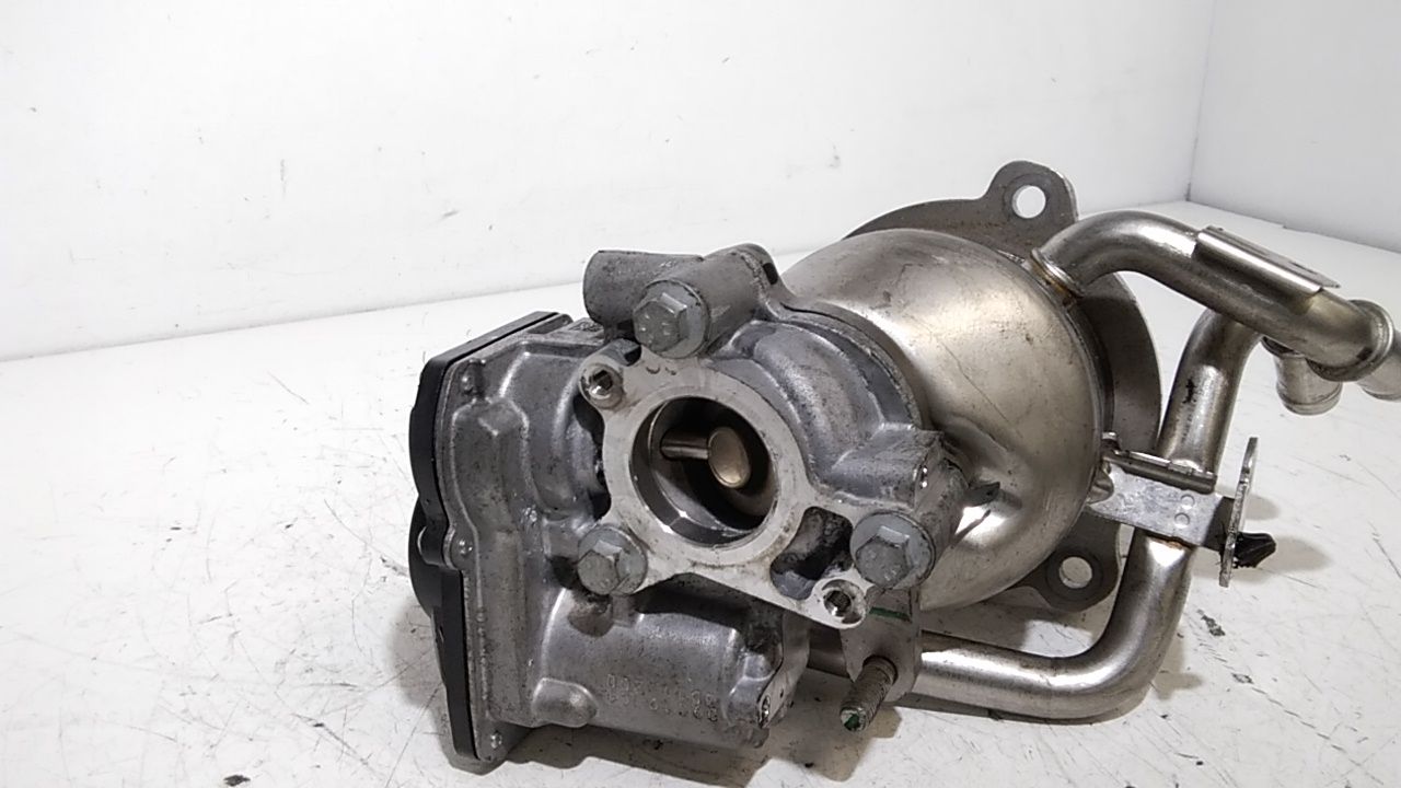 Valvola Egr A6261400600 Usato