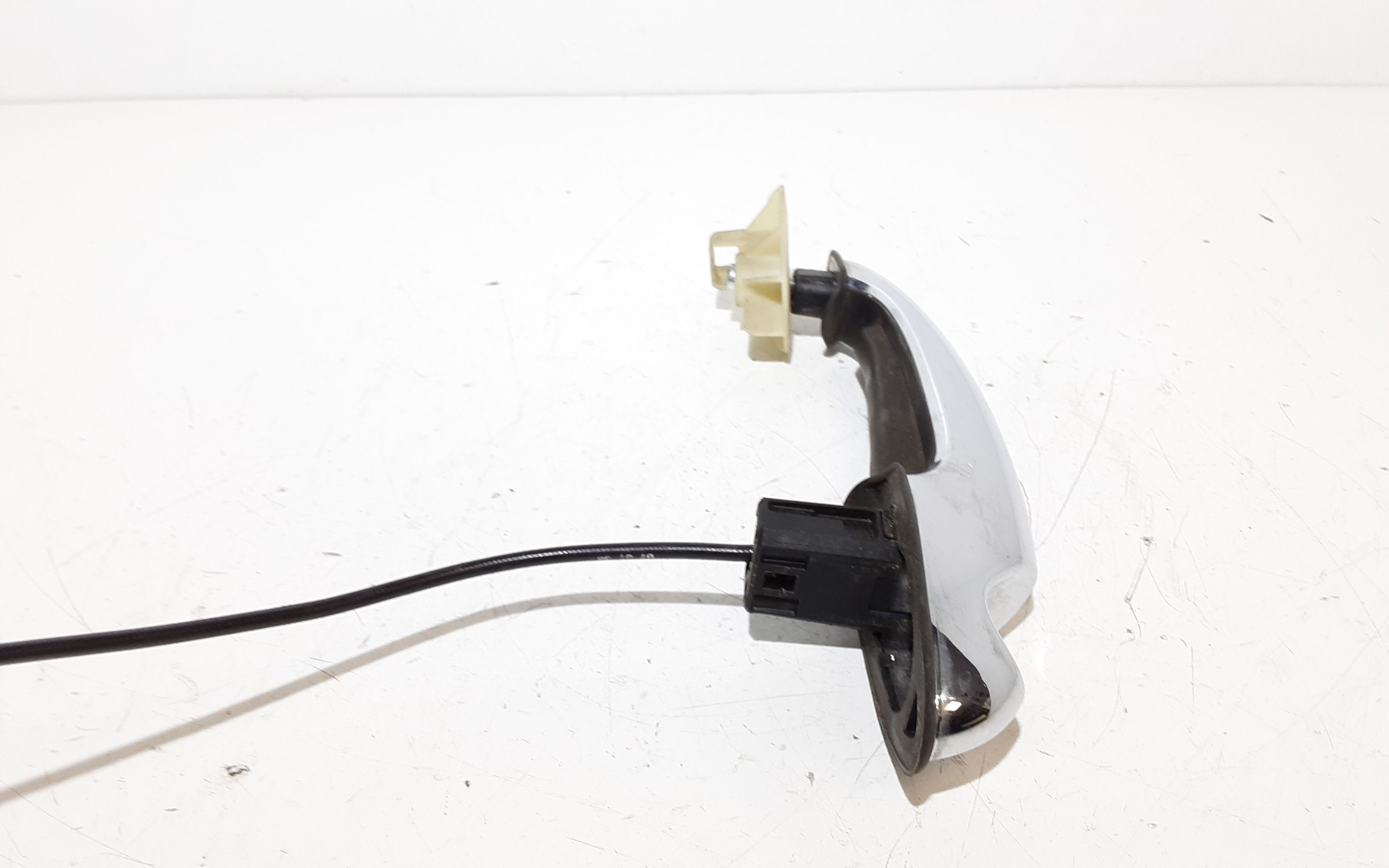 Maniglia Porta Ant. Sinistro 51217198471 Usato