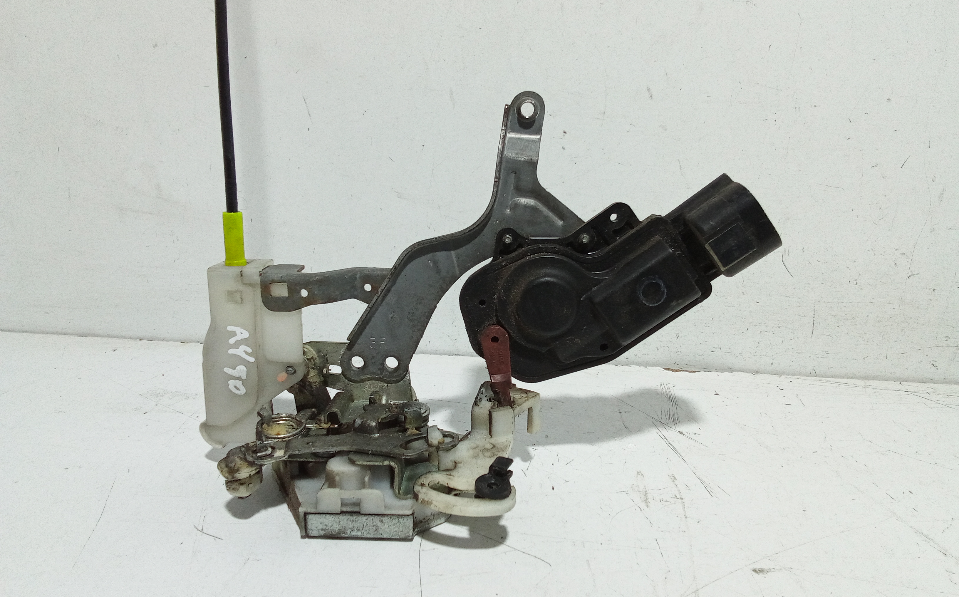 Serratura Porta Ant. Destro 690300H020 Usato