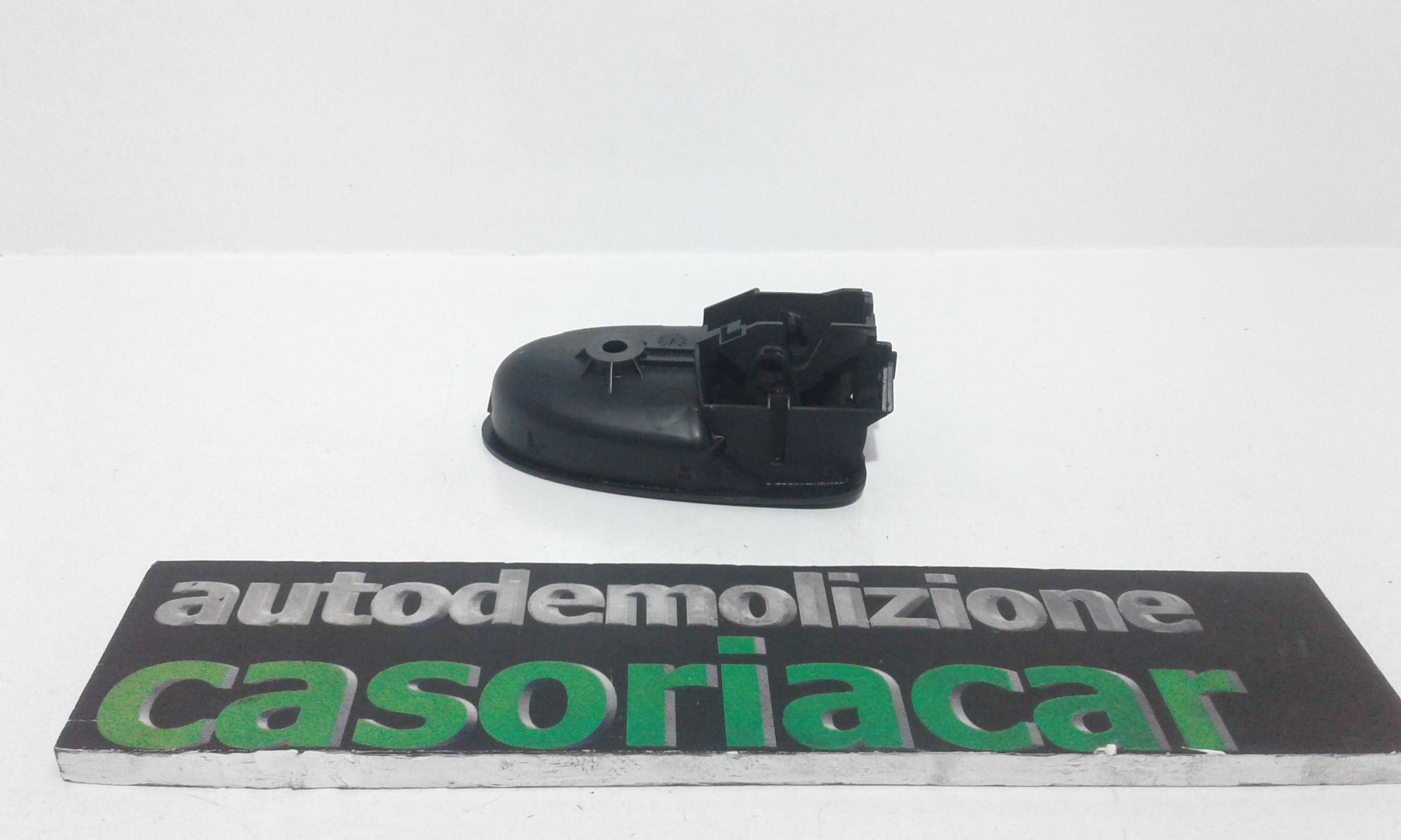 Maniglia Int. Apertura Porta Post. Sinistro 6920652070B1 Usato