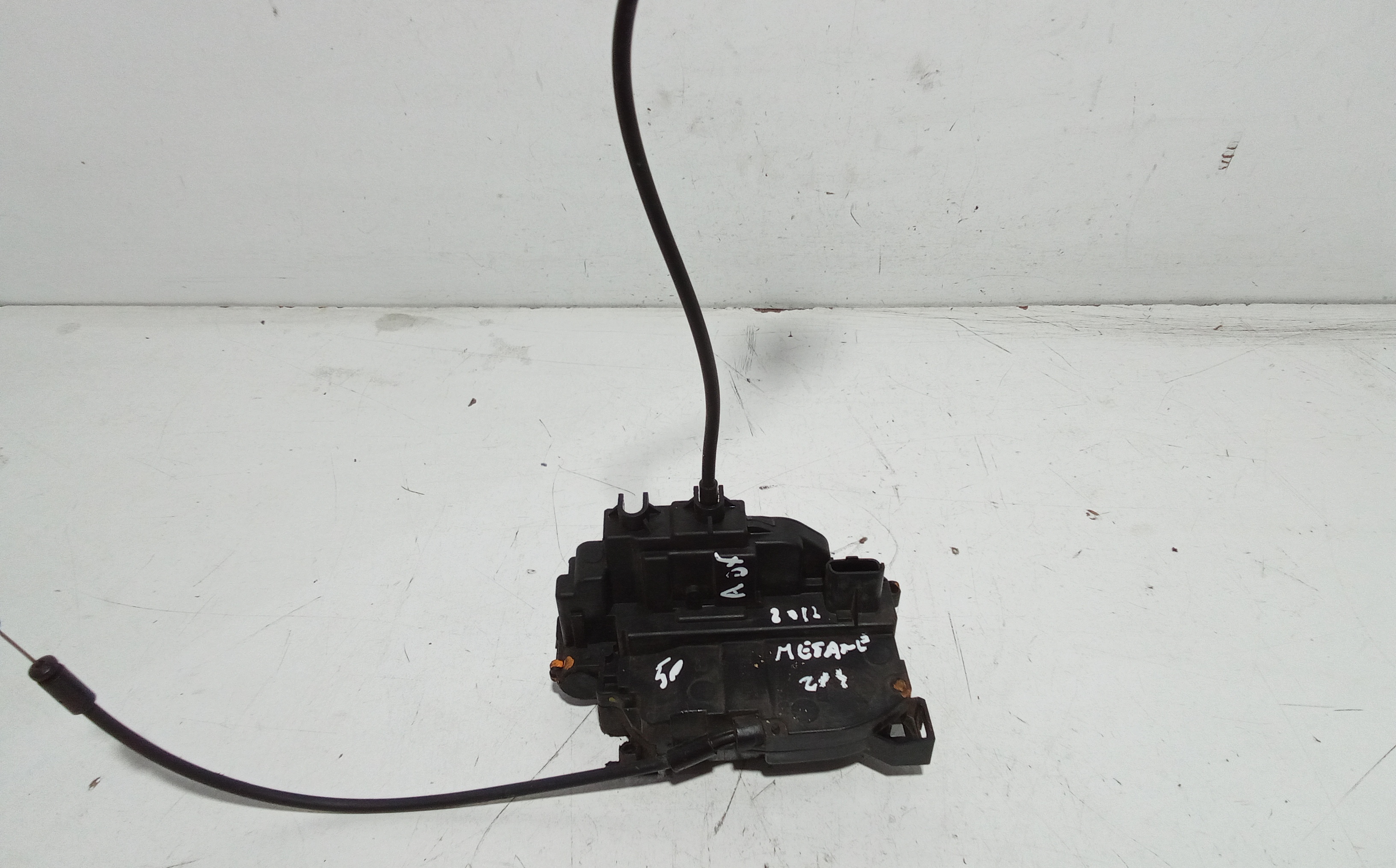 Serratura Porta Ant. Destro 805020003R Usato