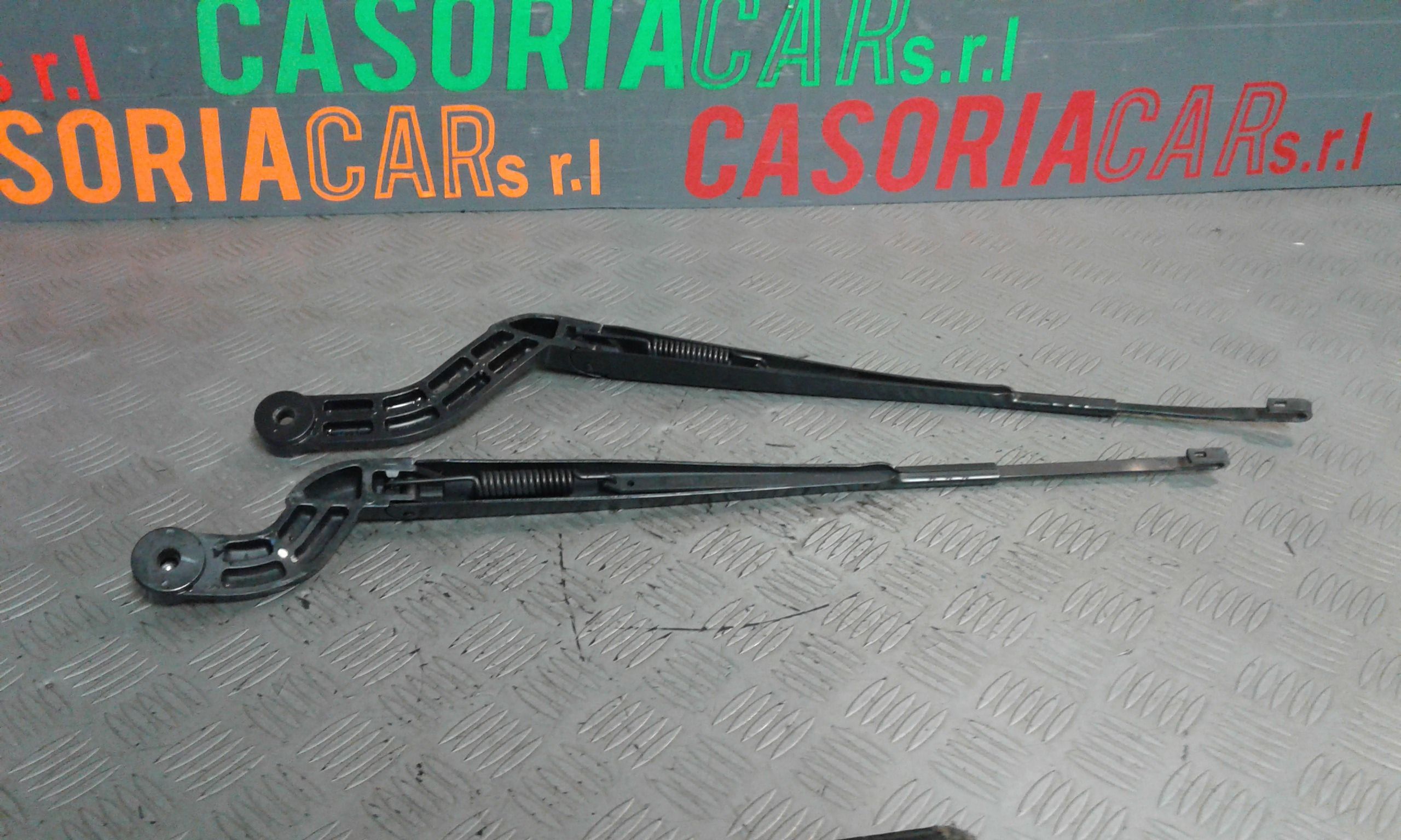 Braccio Tergiparabrezza Usato
