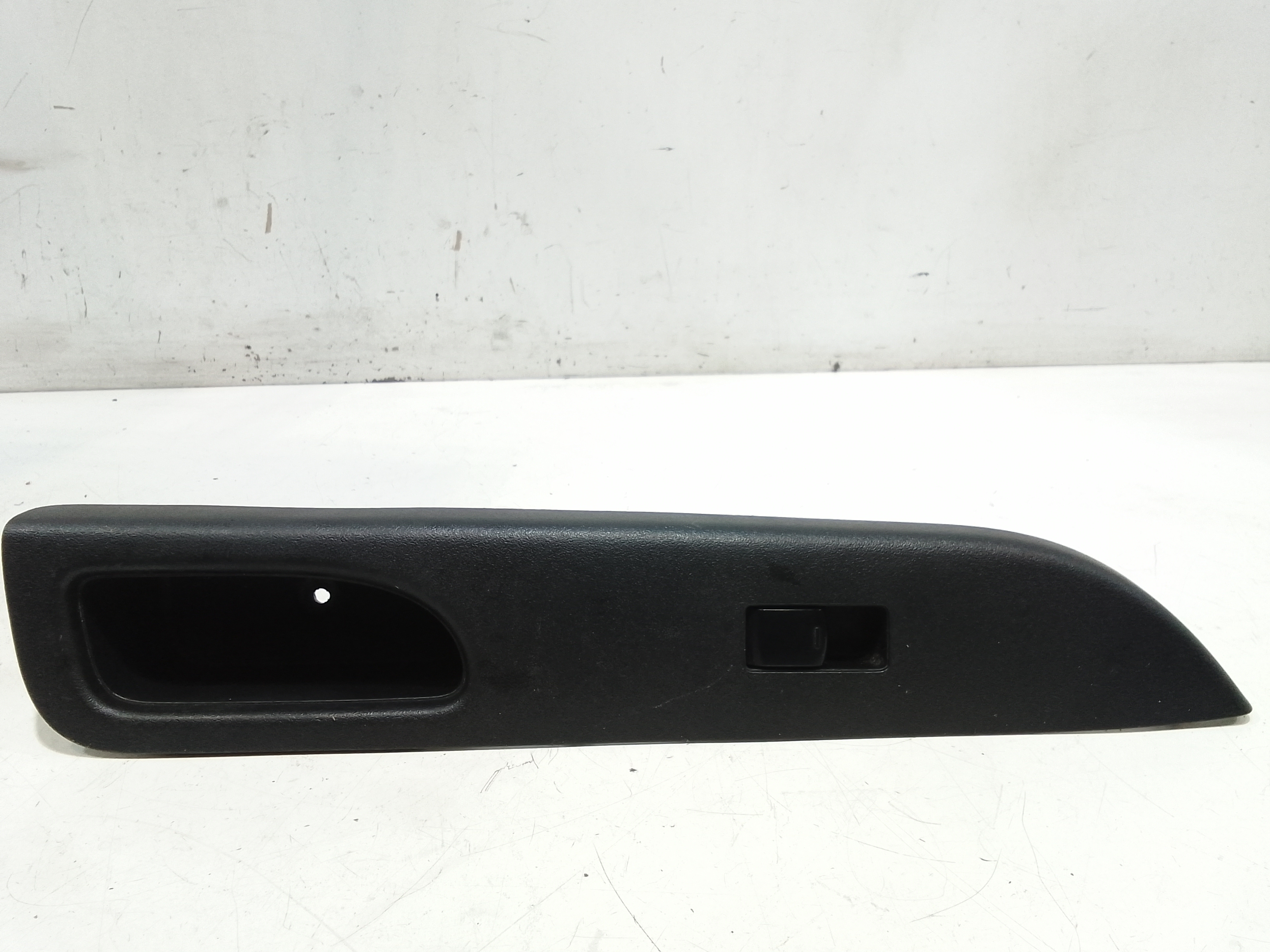 Interruttore Alzacristalli Porta Ant. Destro Usato