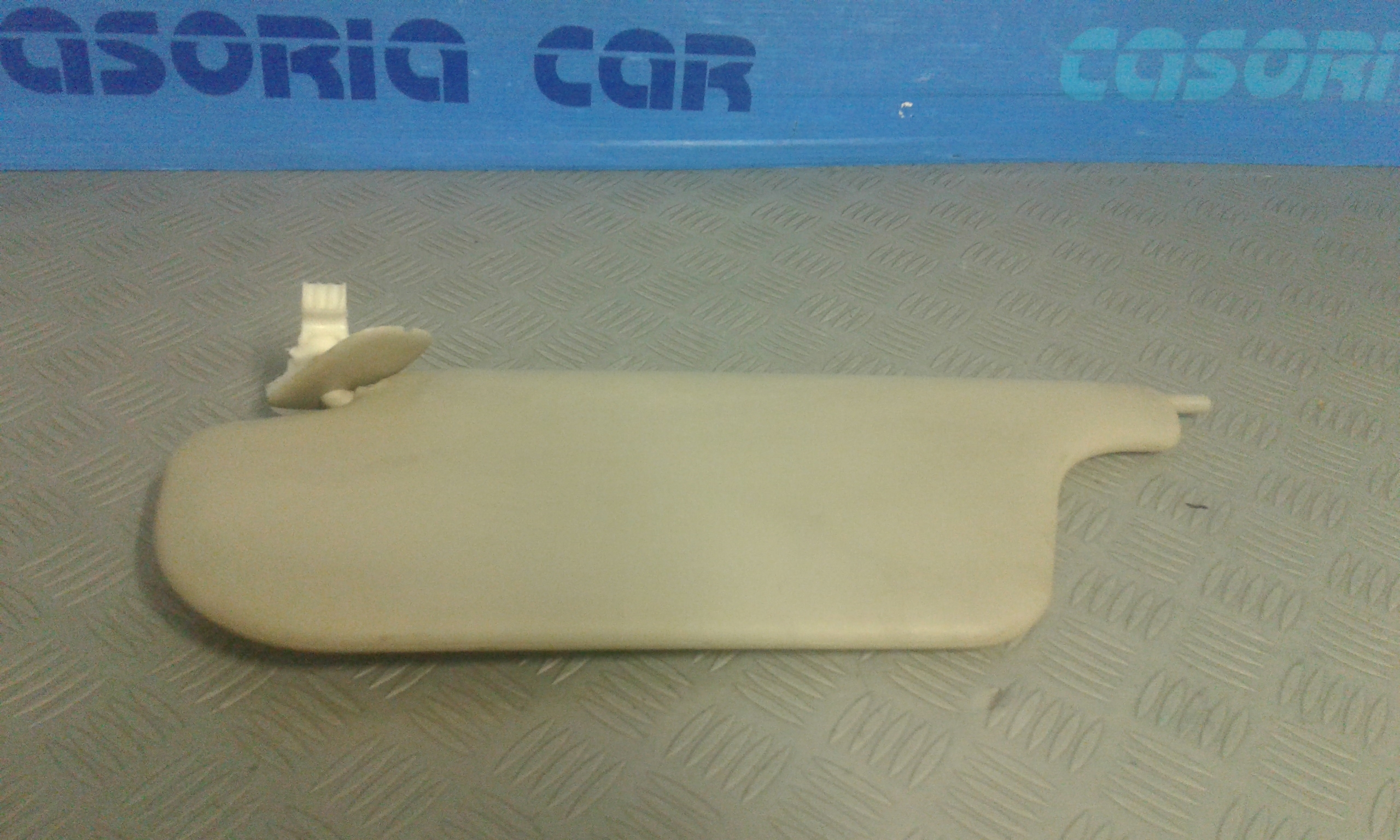 Aletta Parasole Parabrezza Sinistro 8200294234 Usato