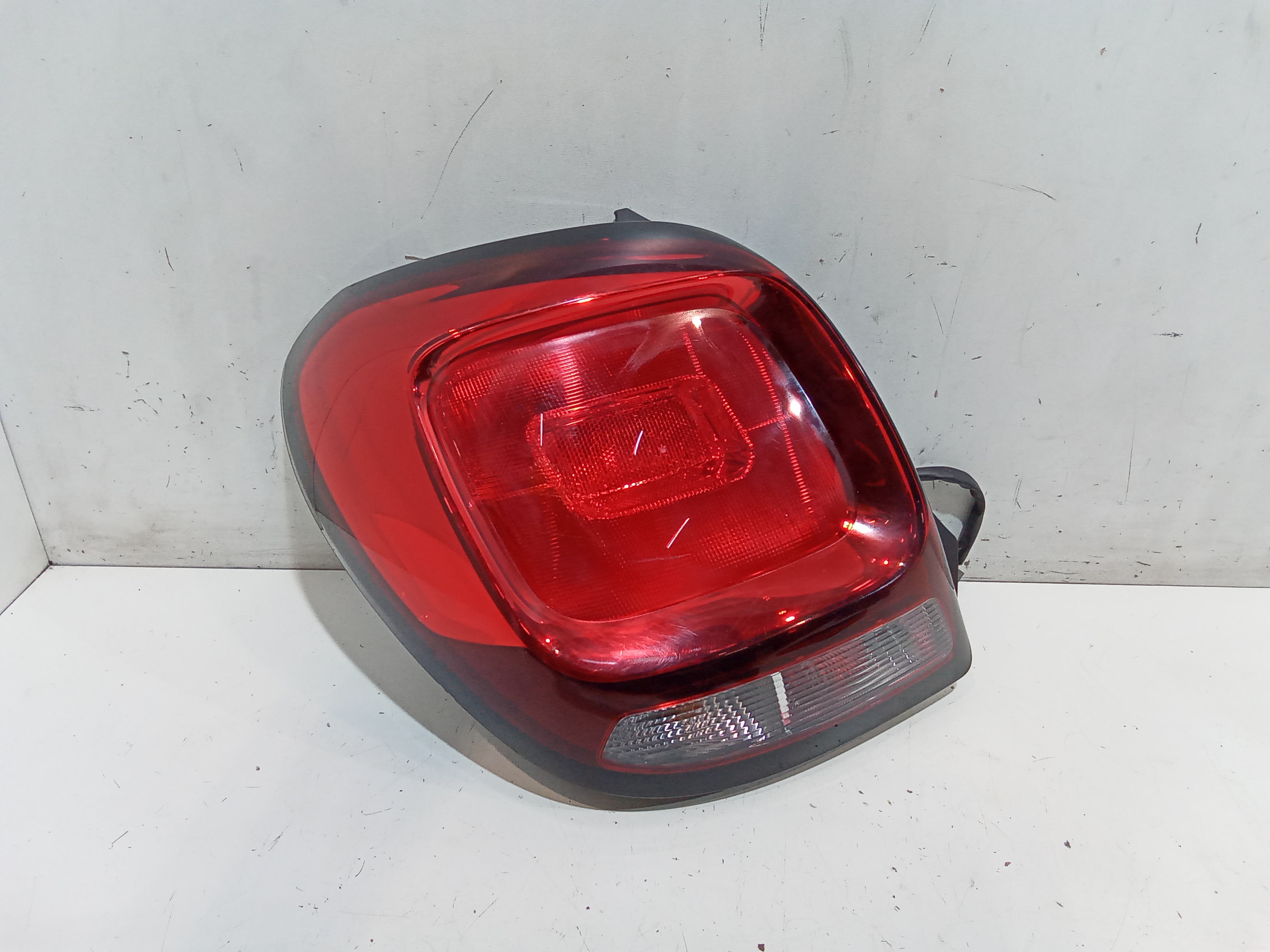 Fanale Post. Sinistro B001031980 Usato