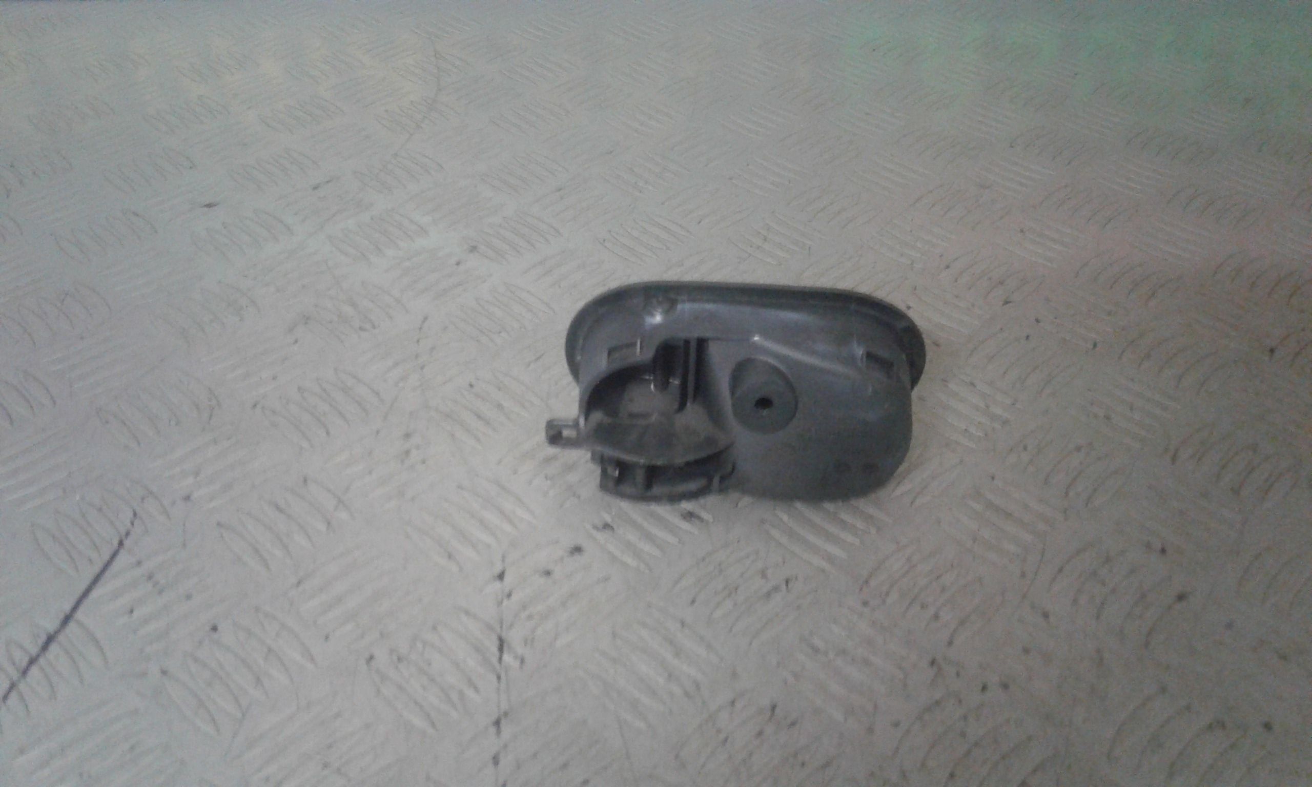 Maniglia Int. Apertura Porta Ant. Destro Usato