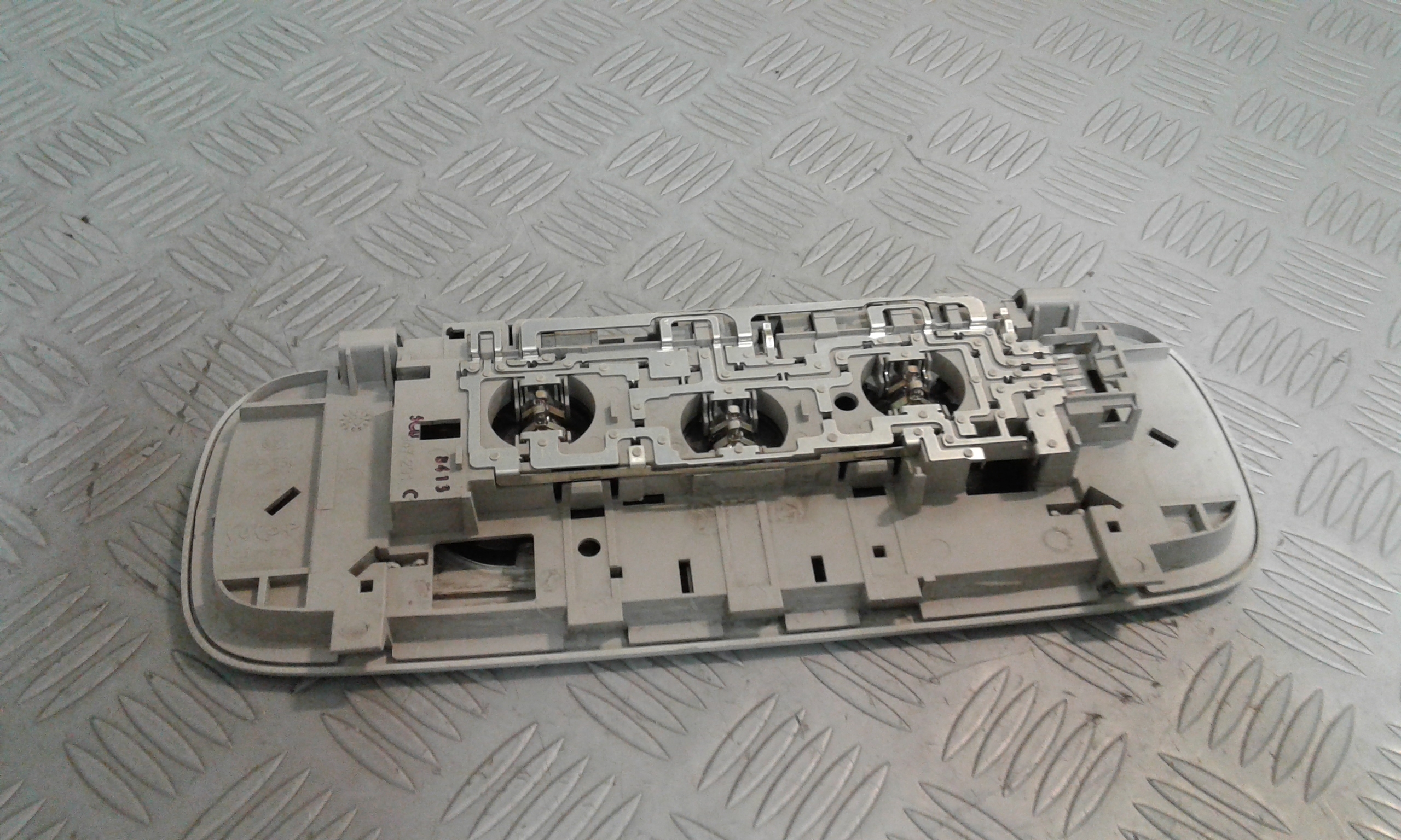 Luce Cortesia Ant. Tetto 1K0947105PY20 Usato