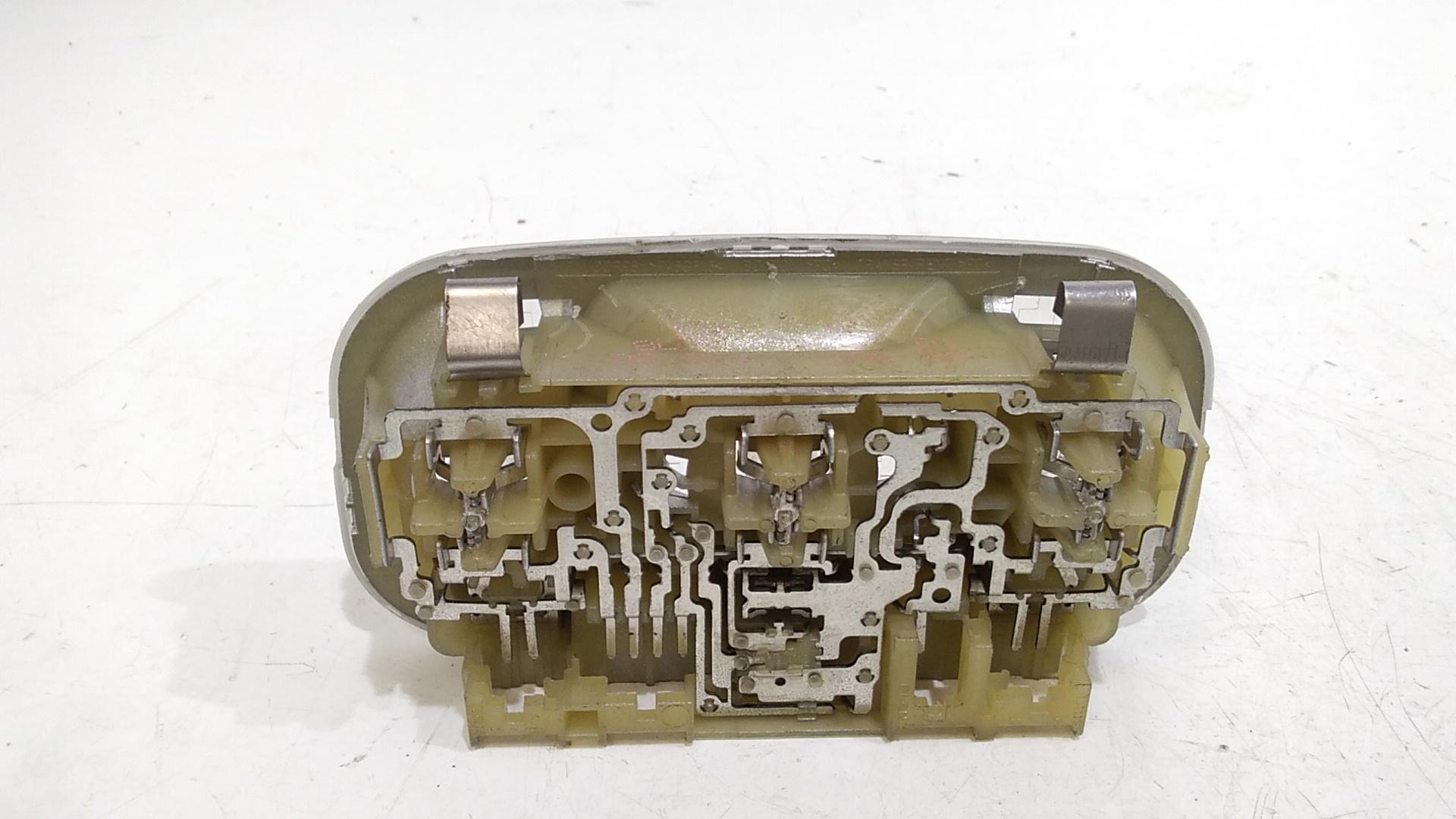 Luce Cortesia Ant. Tetto 6362Q2 Usato