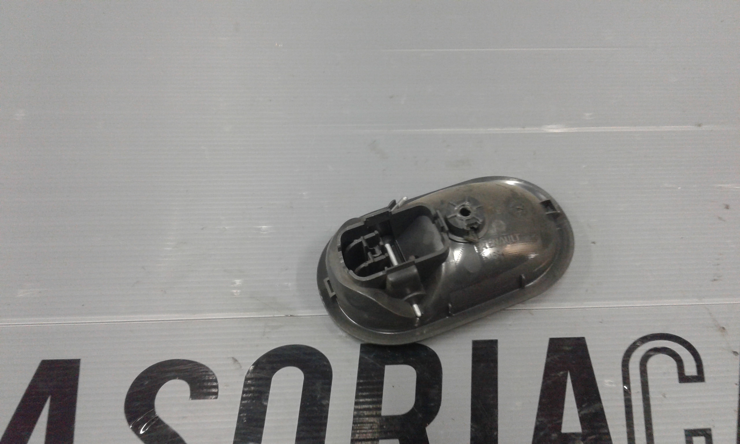 Maniglia Int. Apertura Porta Ant. Destro Usato