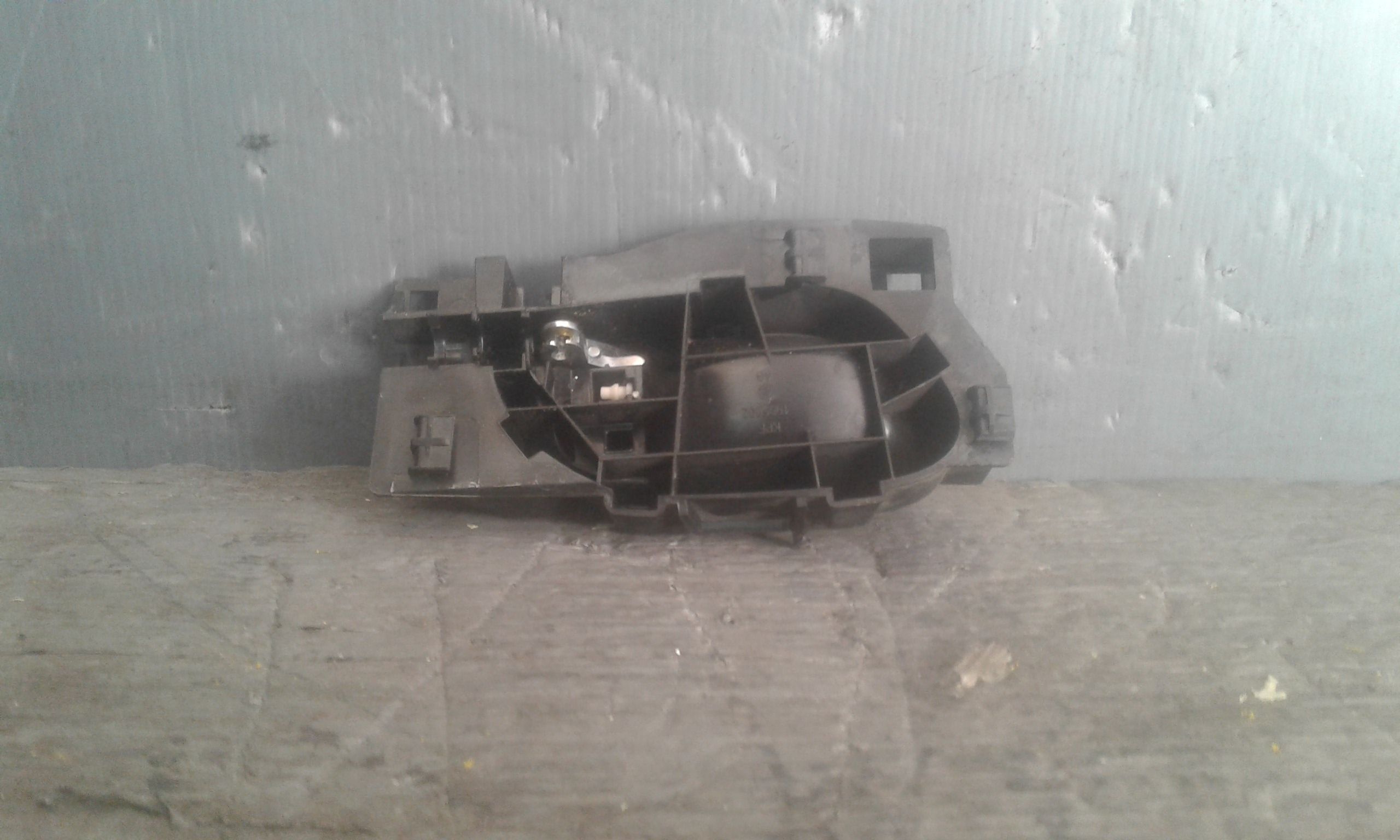 Maniglia Int. Apertura Porta Ant. Sinistro 9143T1 Usato