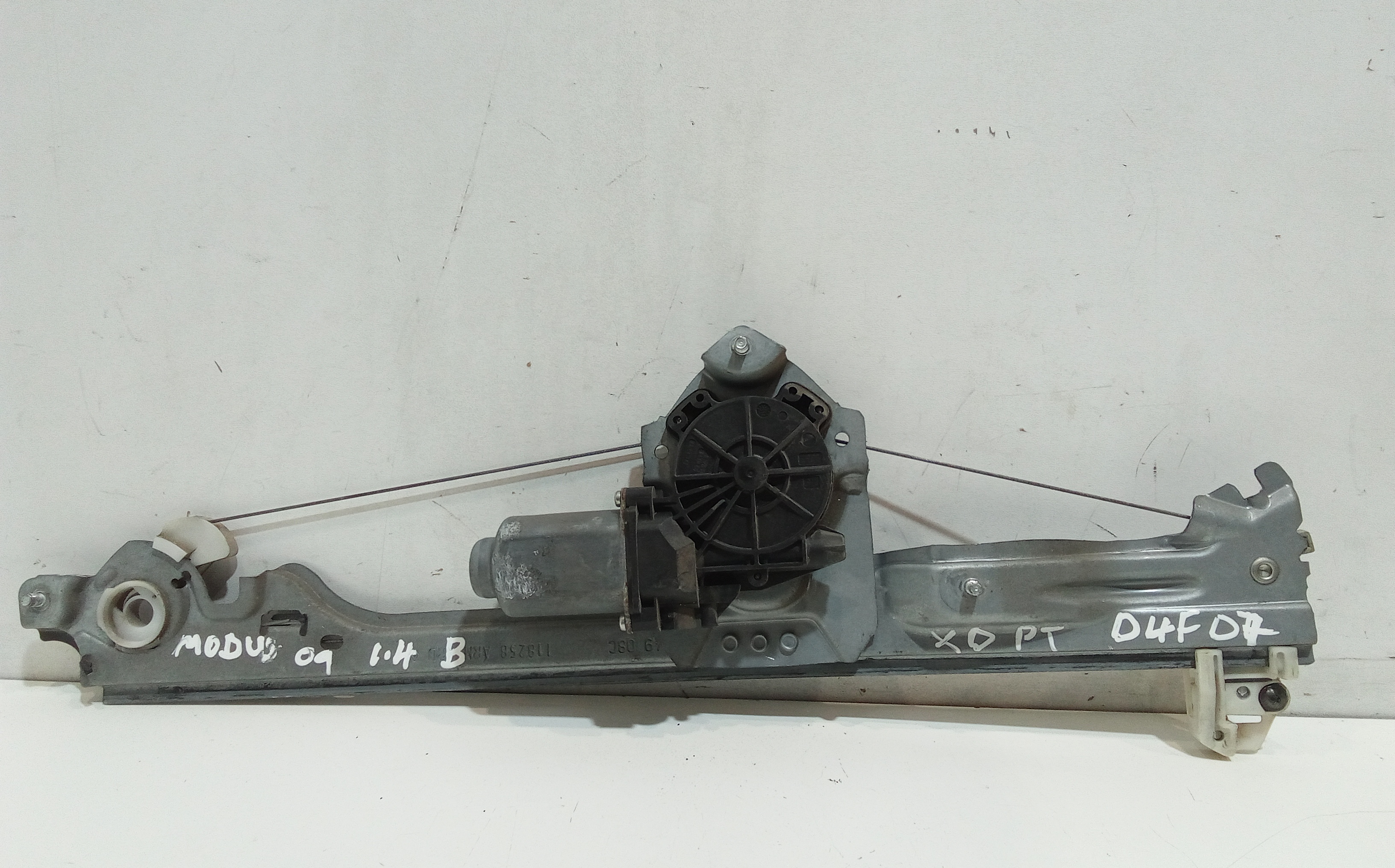 Alzacristallo Porta Post. Destro 8200219259 Usato