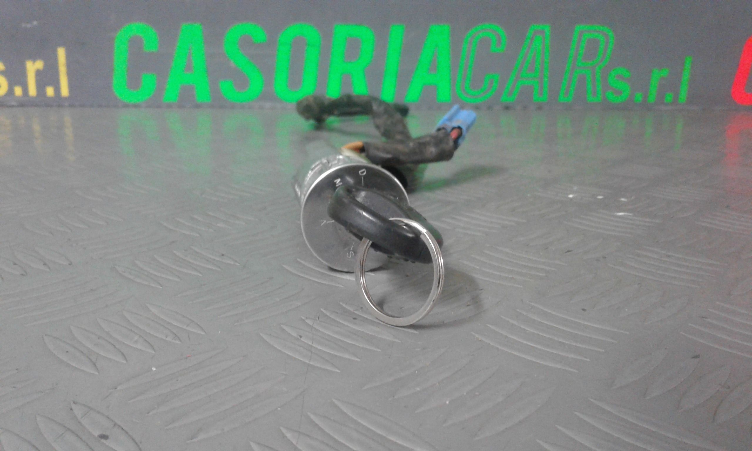 Commutatore Avviamento Con Cilindretti Serrature Usato