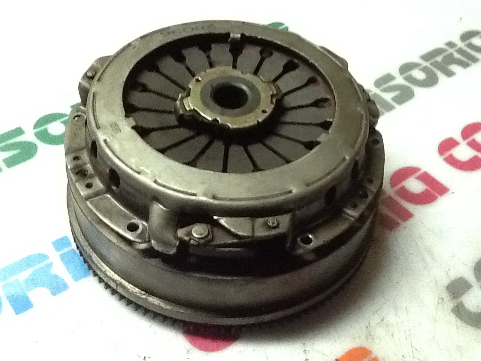 Kit Frizione E Volano Usato