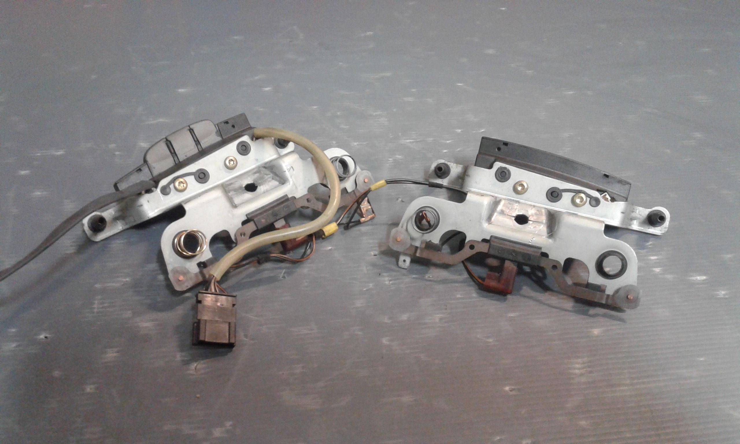 Blocco Volante Multifunzione Usato