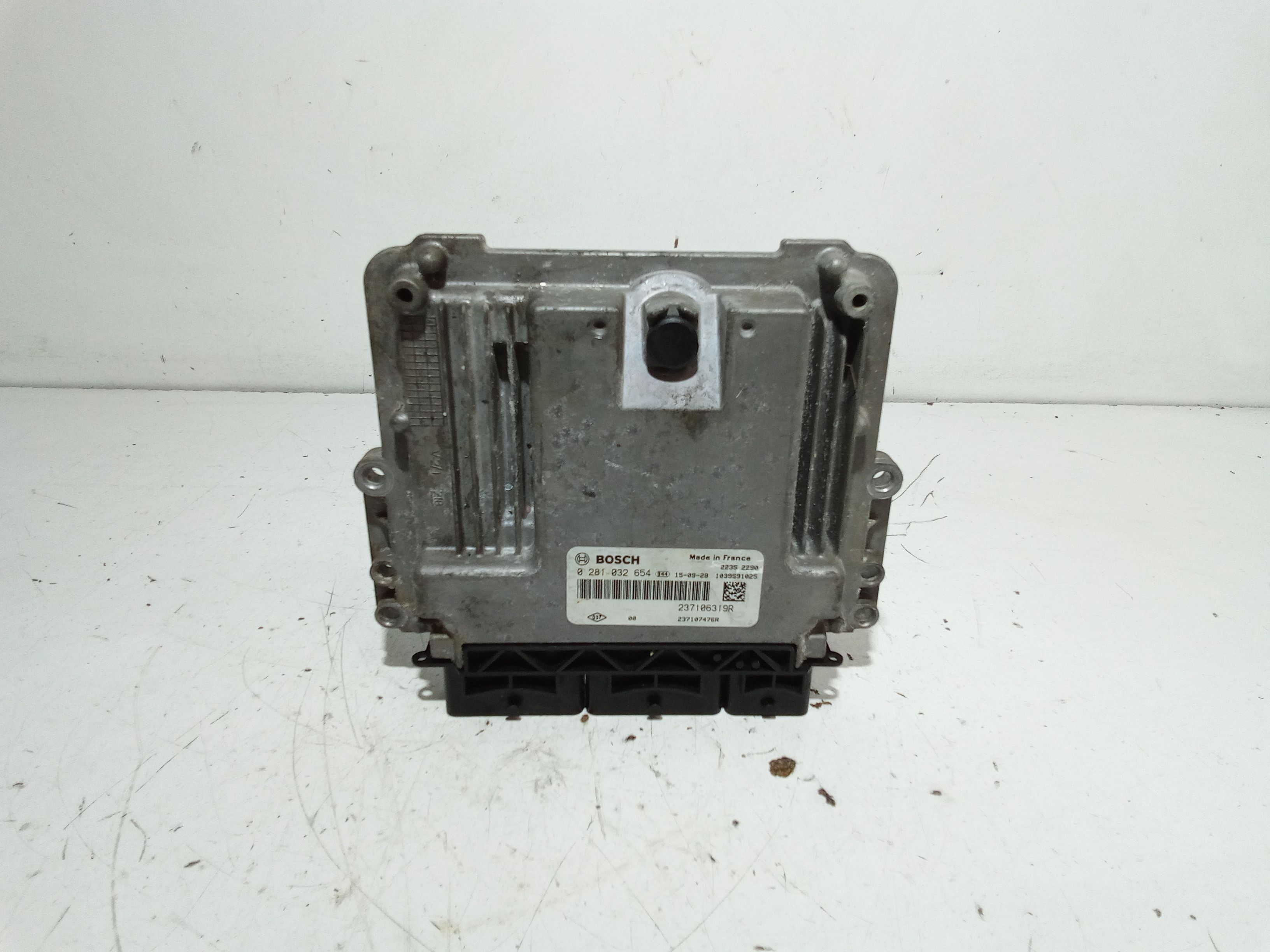 Centralina Iniezione 237103606R Usato