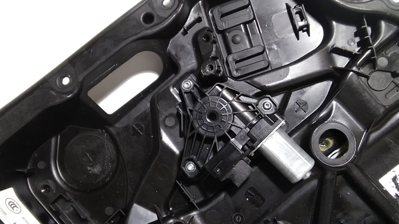 Alzacristallo Porta Post. Destro Usato