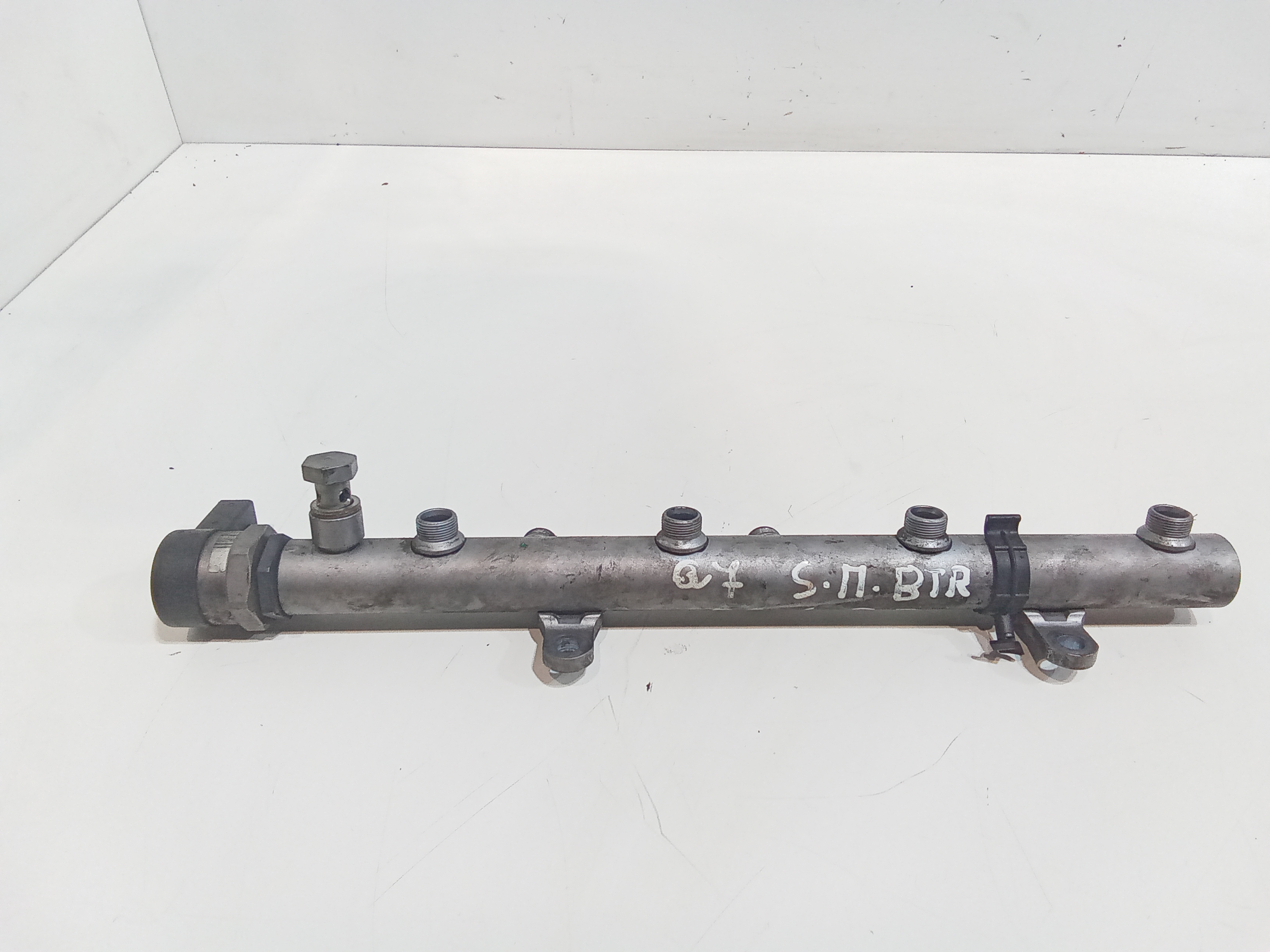 Tubazione Rigida Iniettori Usato