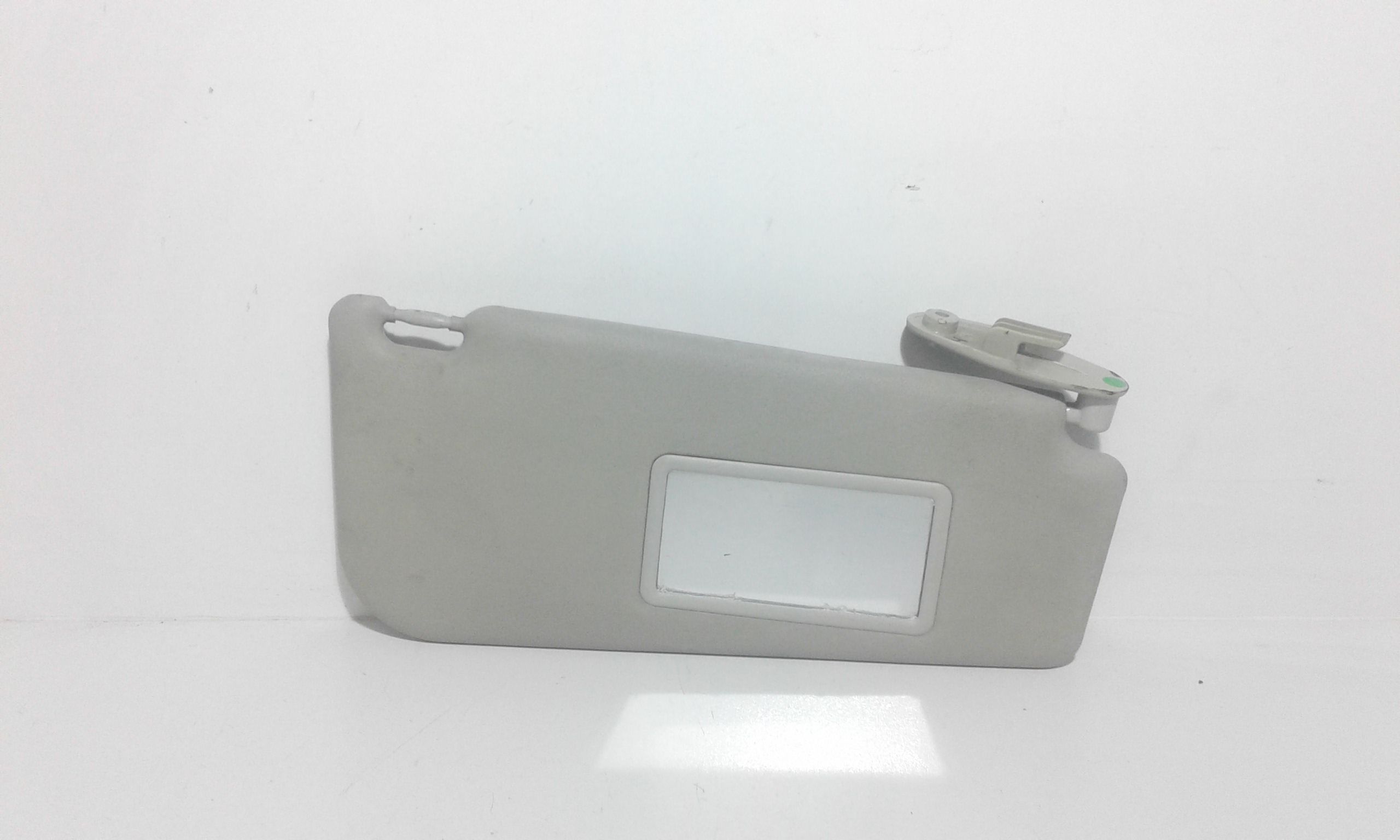 Aletta Parasole Parabrezza Destro 735338206 Usato