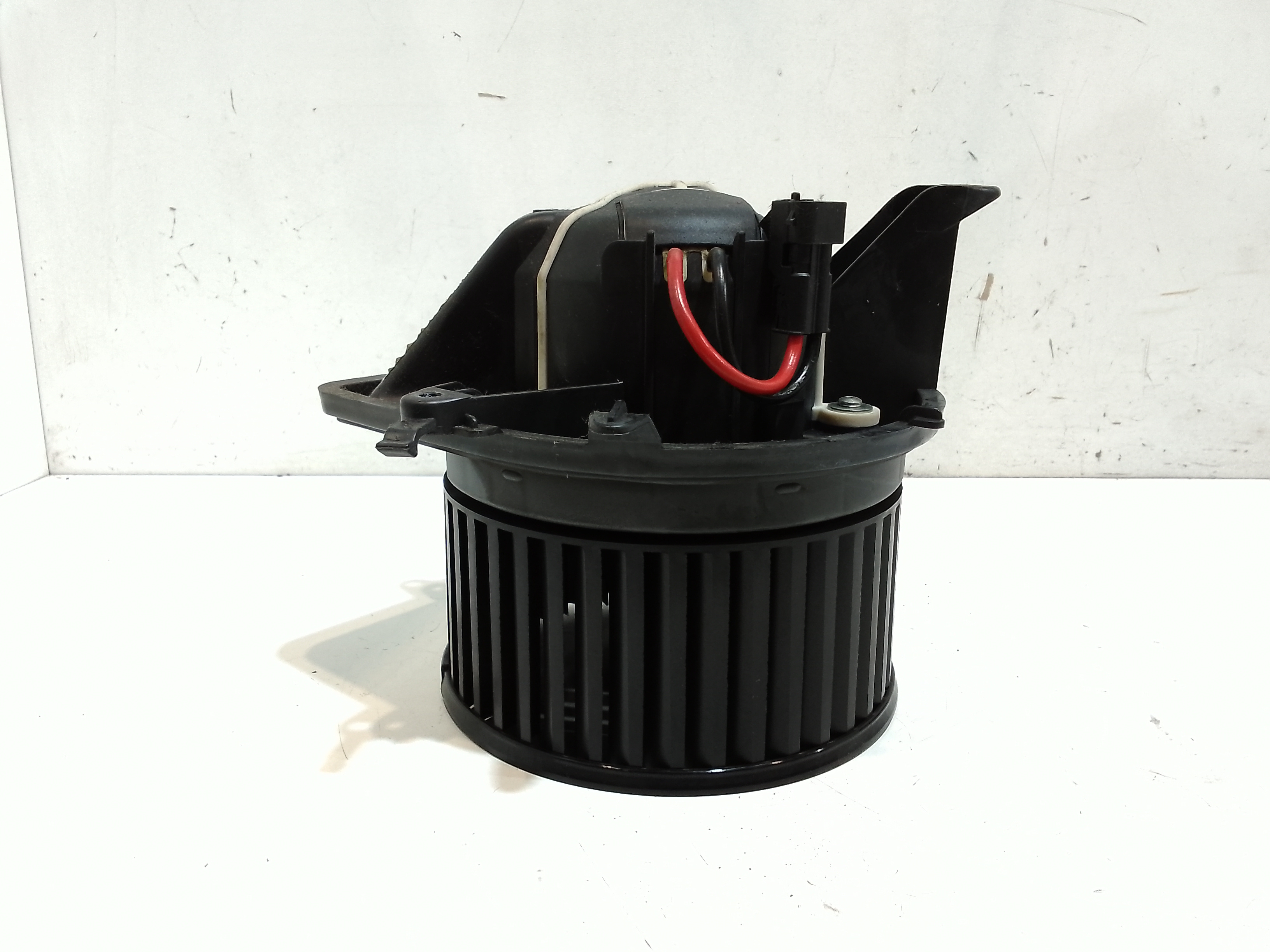 Motorino Ventilazione Abitacolo 64113422644 Usato